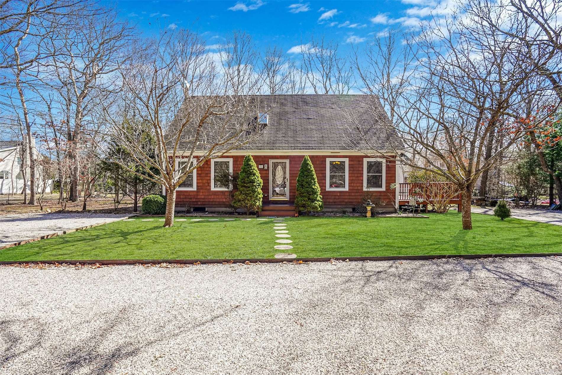 #1 photo, 25 15th Street, East Hampton , NY 11937