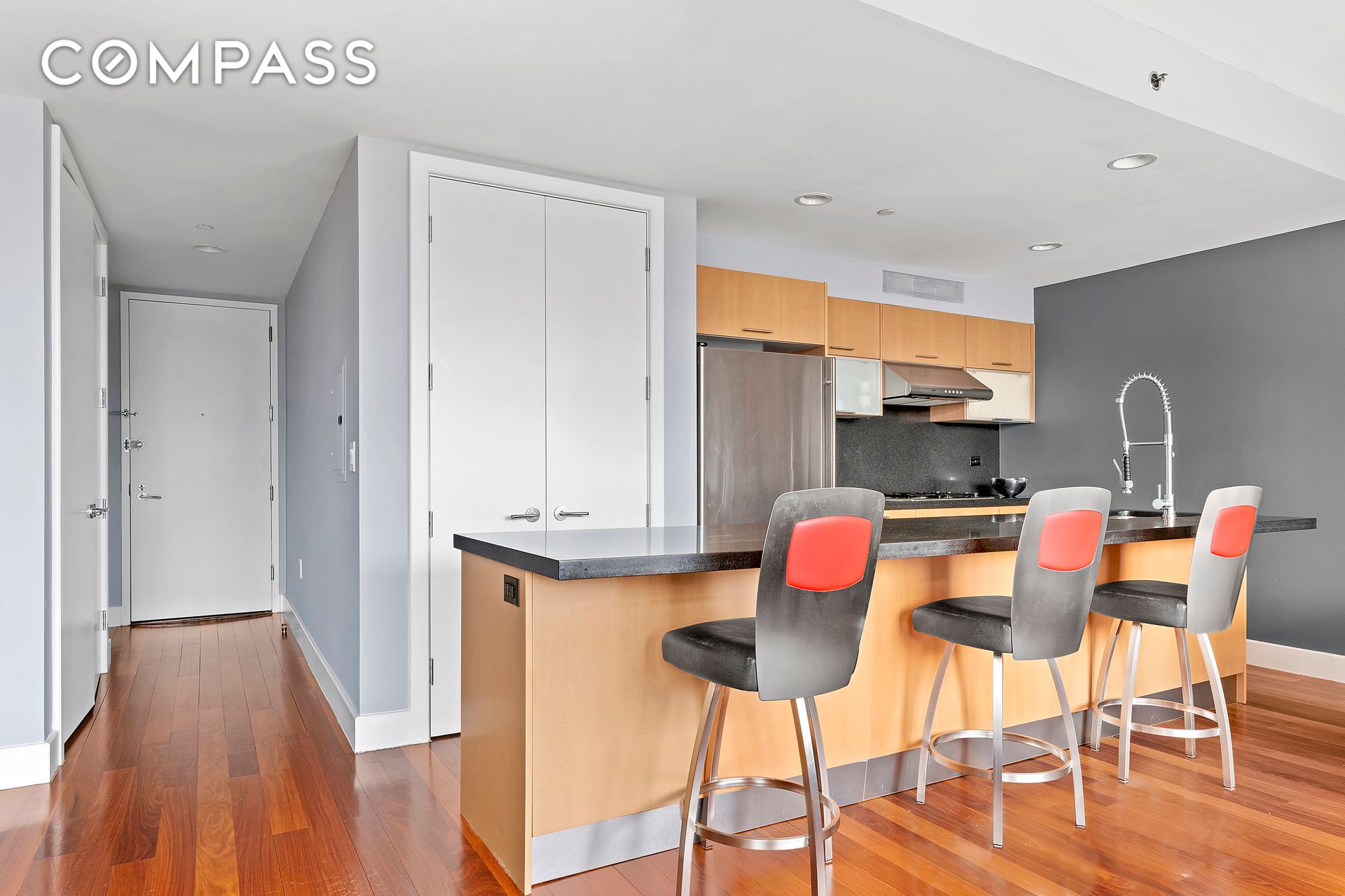 #1 photo, 84 Front Street, Бруклин ‖ DUMBO , NY 11201