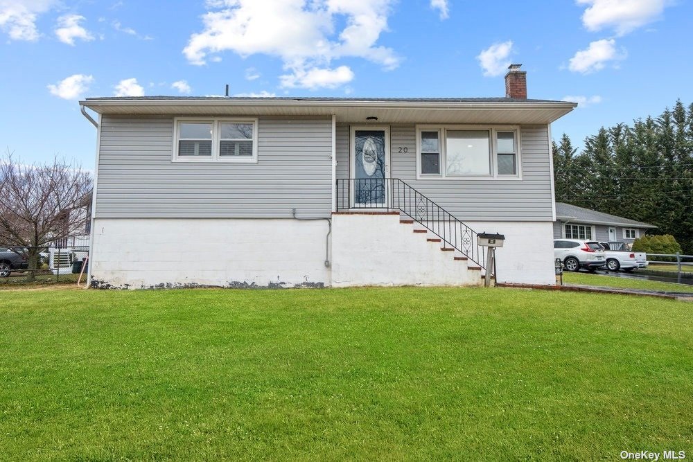 #1 photo, 20 Arlington Lane, Bayville , NY 11709