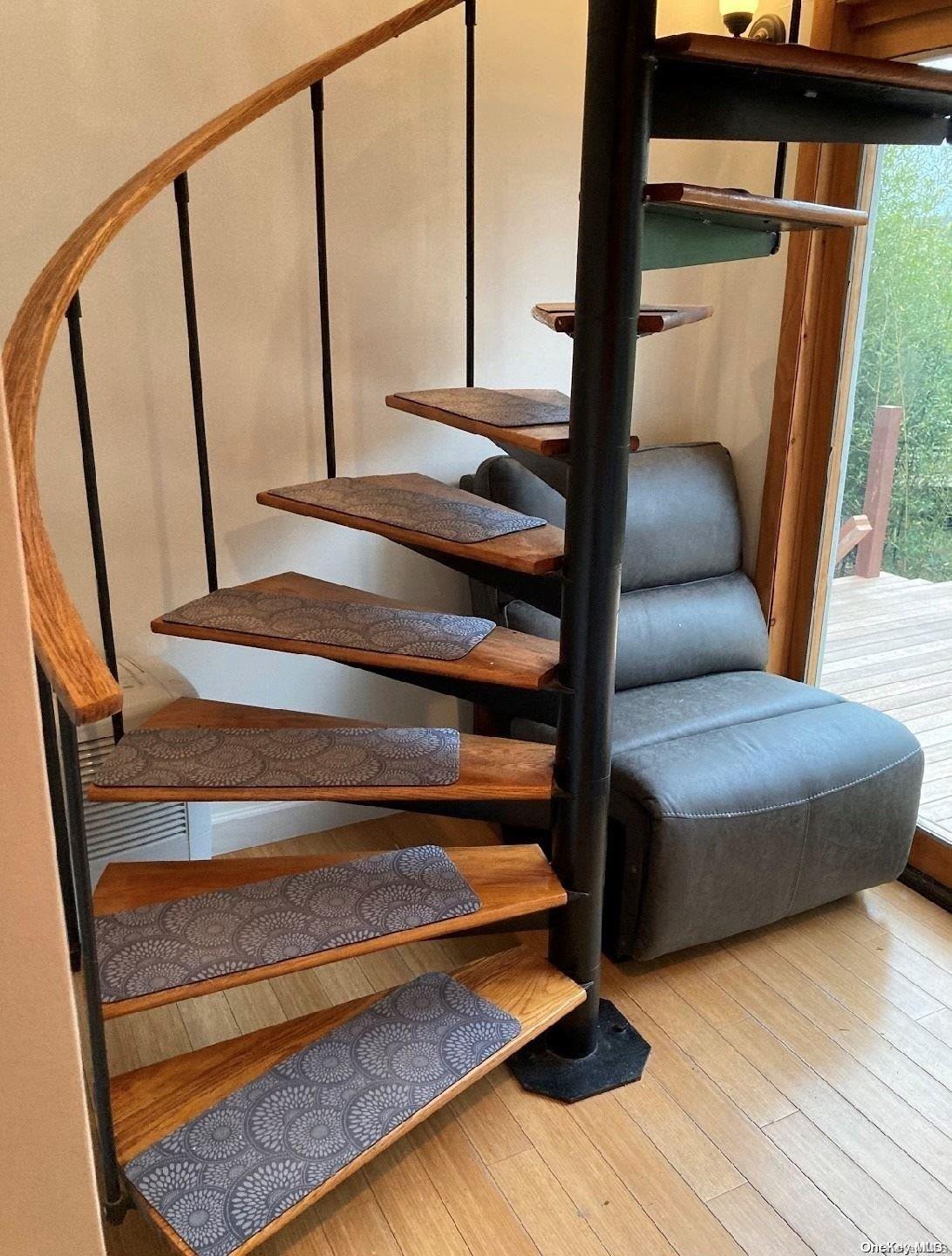 #11 photo, 50 Clipper Roadway, Corneille Estates , NY 11770