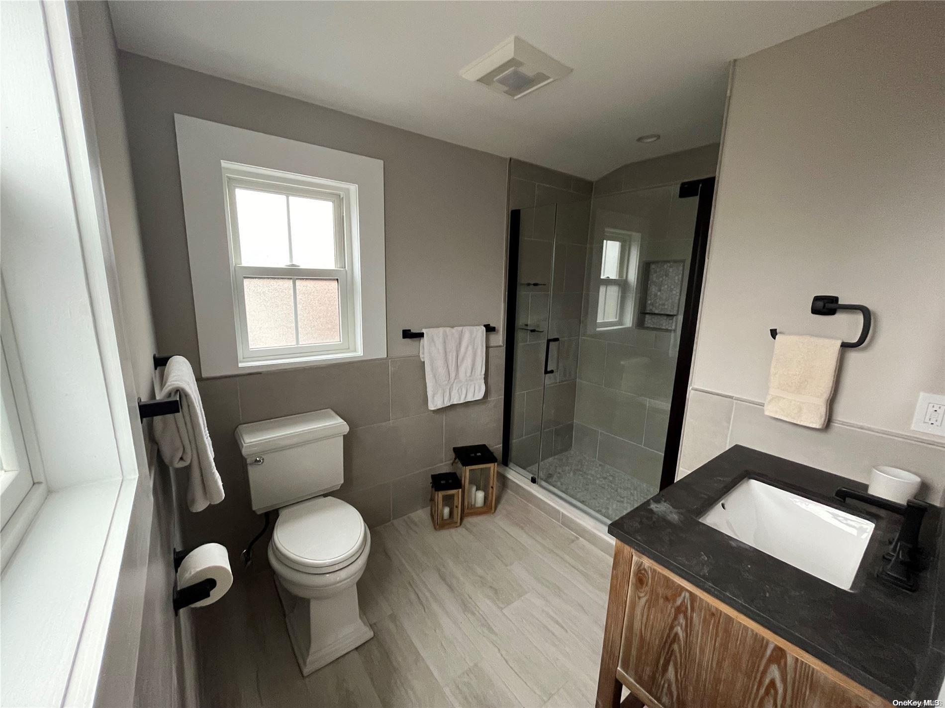 #10 photo, 600 Bayberry Walk, Ocean Beach , NY 11770