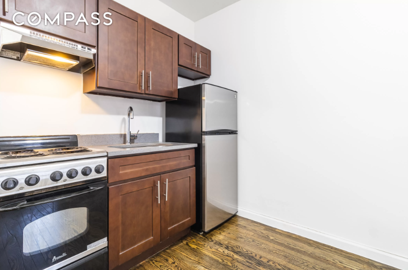 #1 photo, 341 W 45th Street, Hell's Kitchen , NY 10036