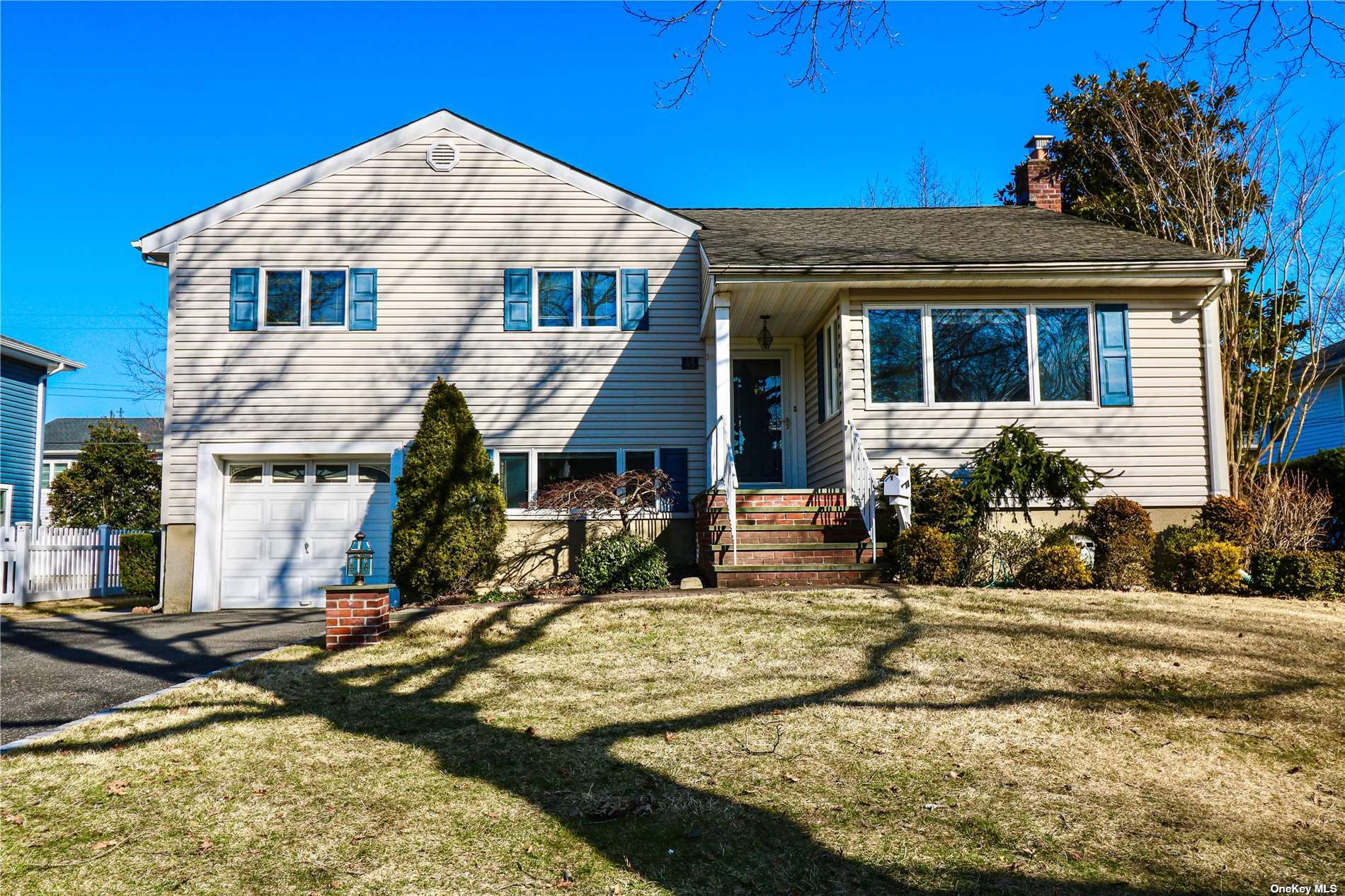 #1 photo, 45 Pell Terrace, Garden City , NY 11530