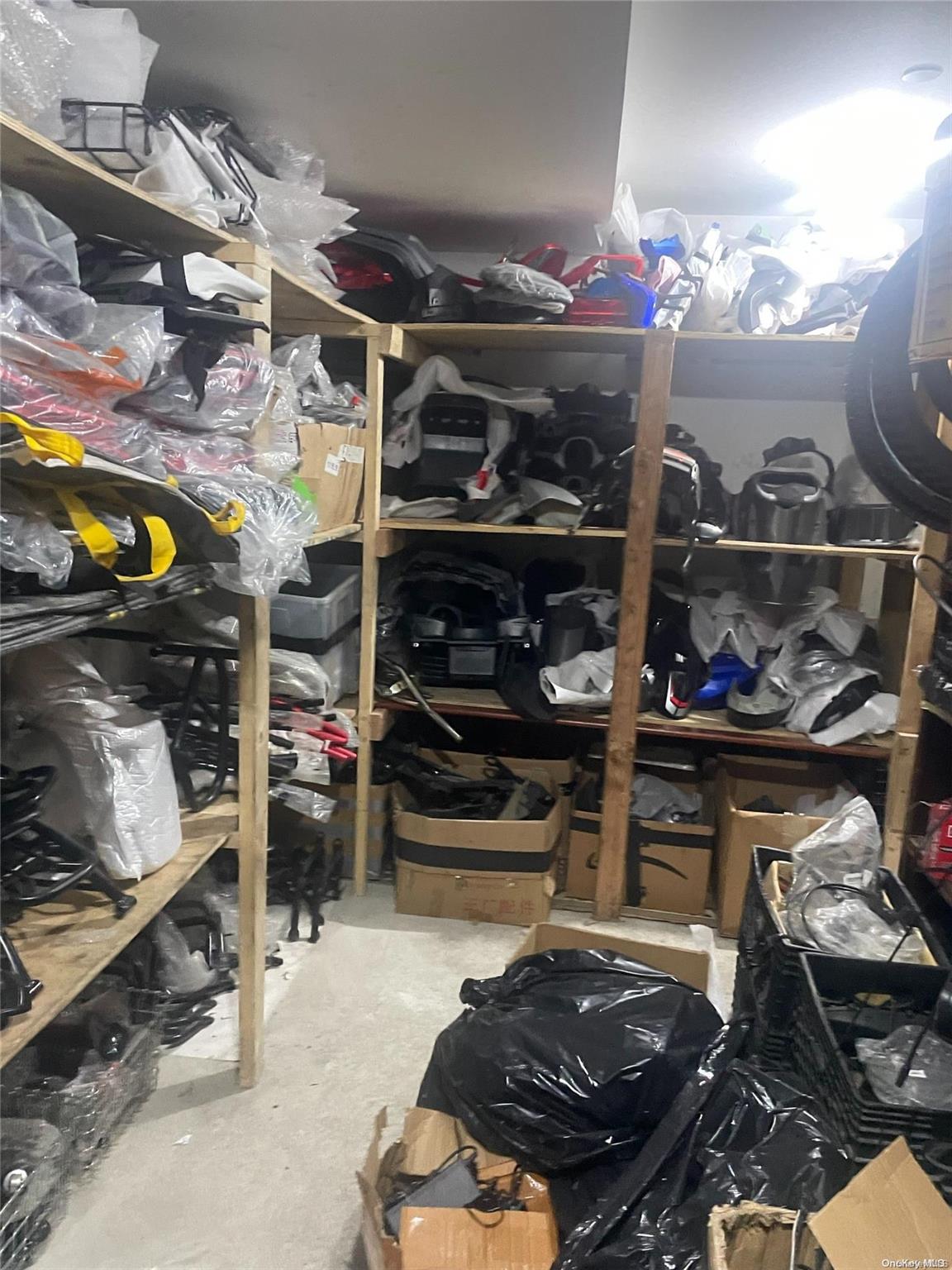 #5 photo, 98-03 37th Avenue, クイーンズ区 Flushing , NY 11368