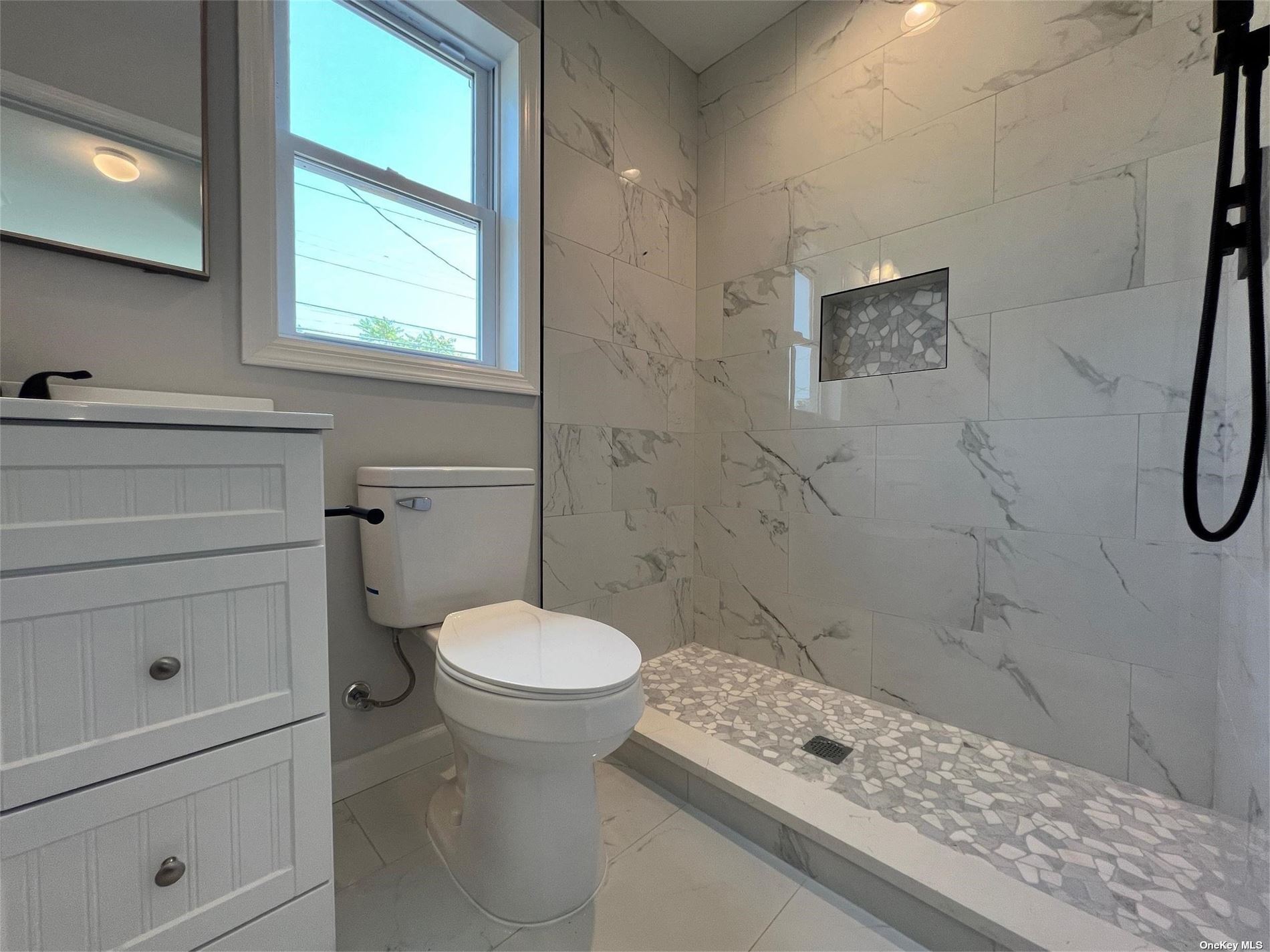 售55万9 36 Gooseberry Drive, 东长岛 Mastic Beach , NY 11951 MLS