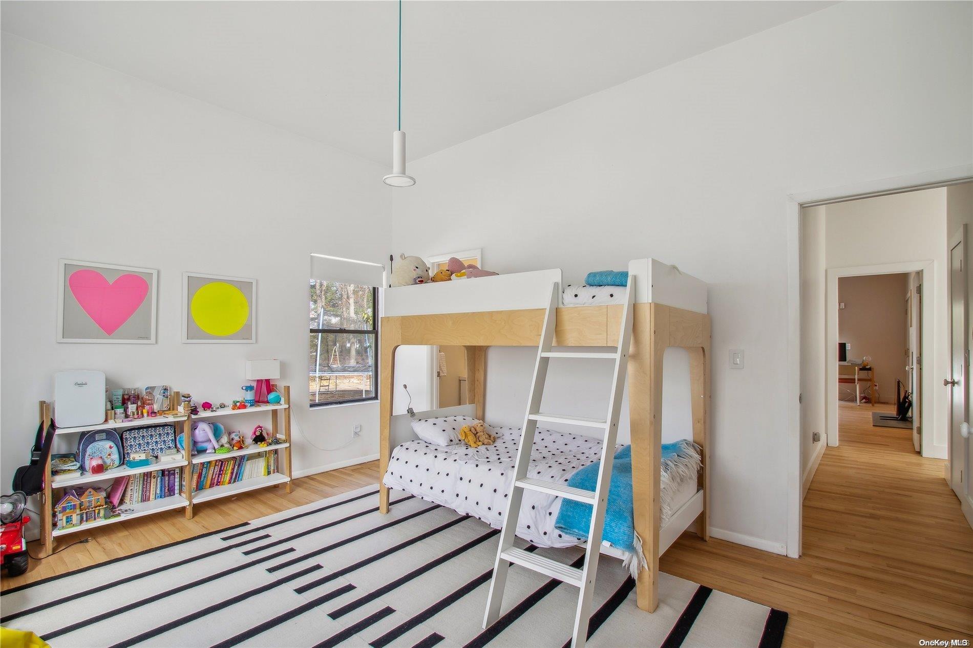 #16 photo, 8 Deer Path, सफ़ोक काउंटी Quogue , NY 11959