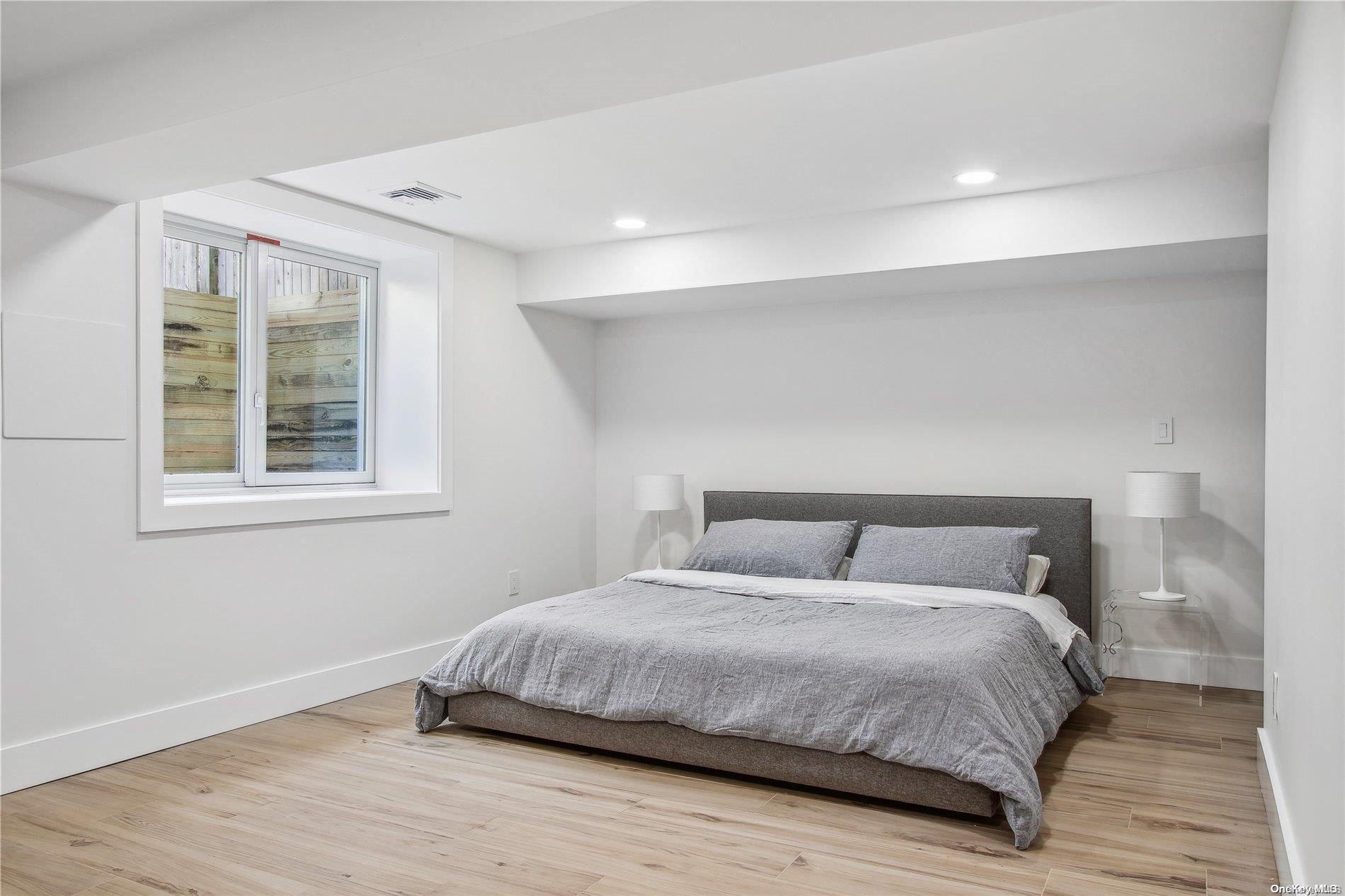 #20 photo, 8 Deer Path, सफ़ोक काउंटी Quogue , NY 11959