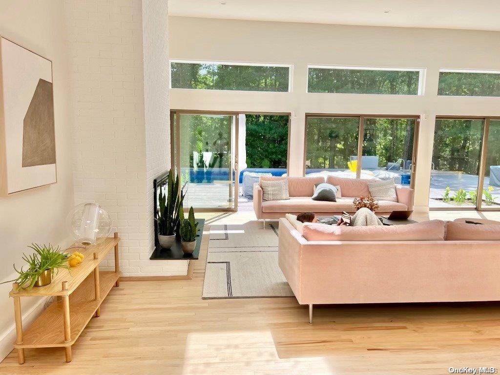 #4 photo, 8 Deer Path, सफ़ोक काउंटी Quogue , NY 11959