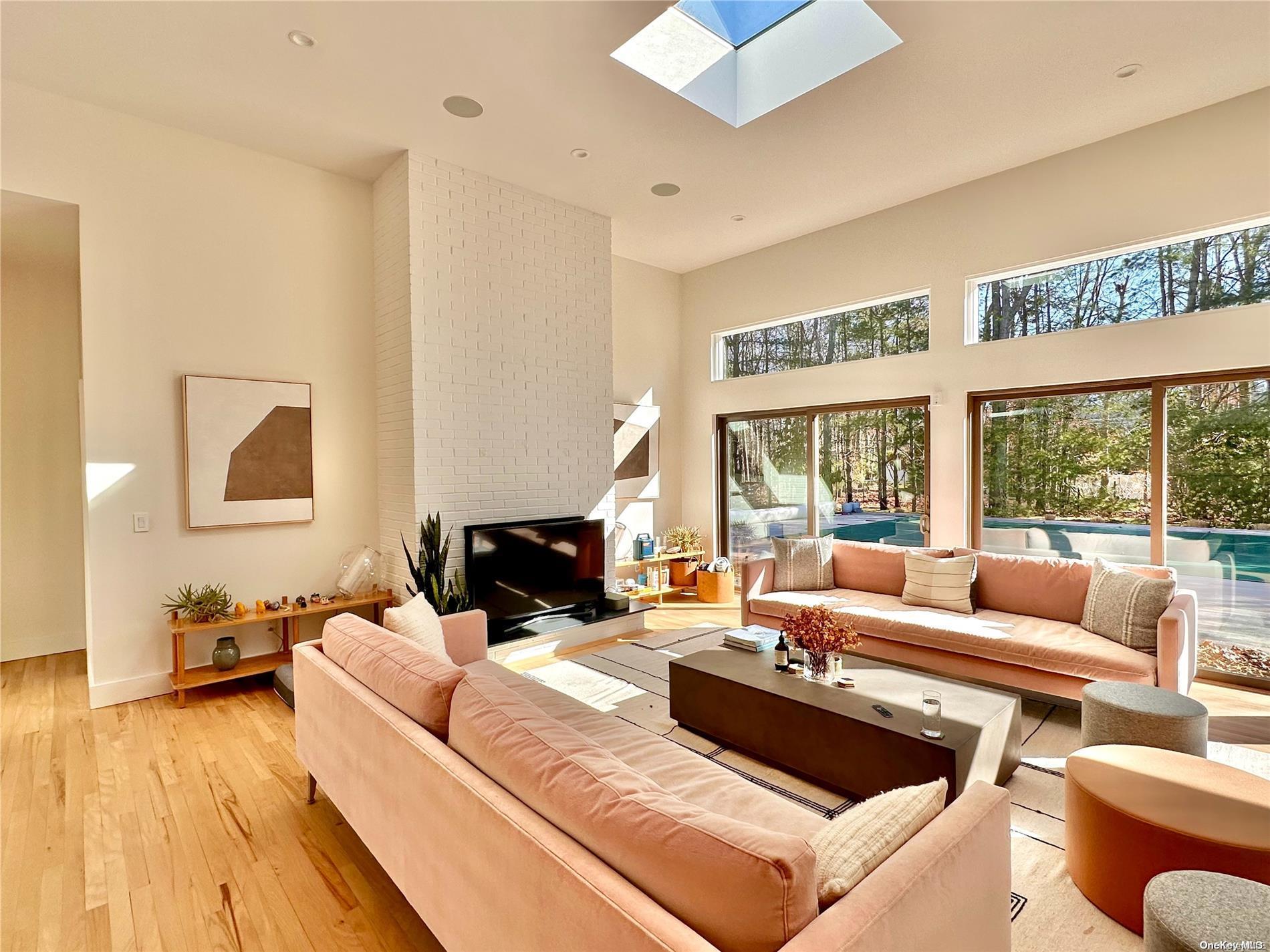 #5 photo, 8 Deer Path, सफ़ोक काउंटी Quogue , NY 11959