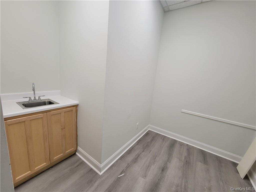 #5 photo, 79 Route 59, Suffern , NY 10901