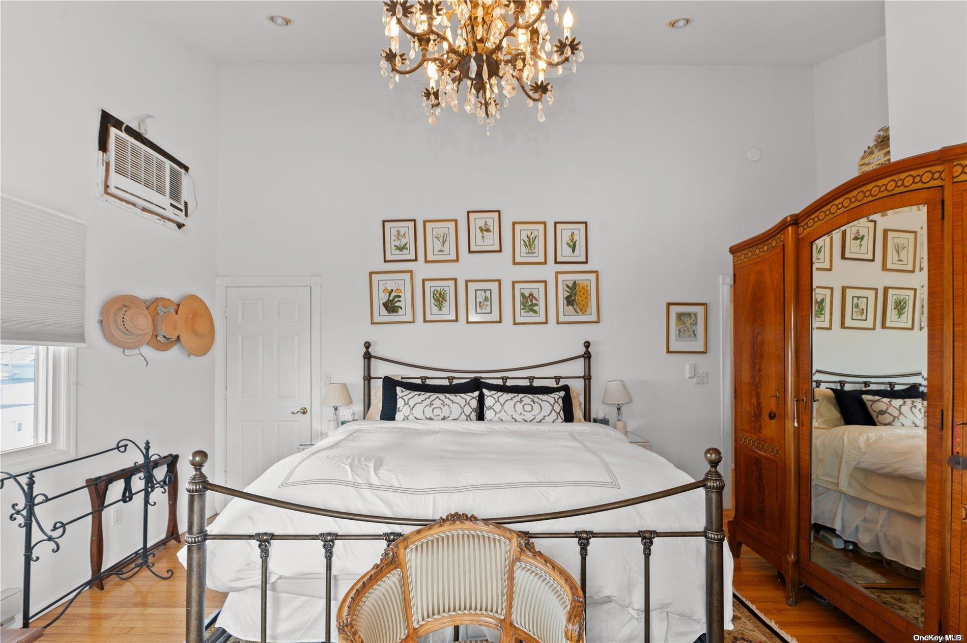 #13 photo, 653 Ocean Breeze, Ocean Beach , NY 11770