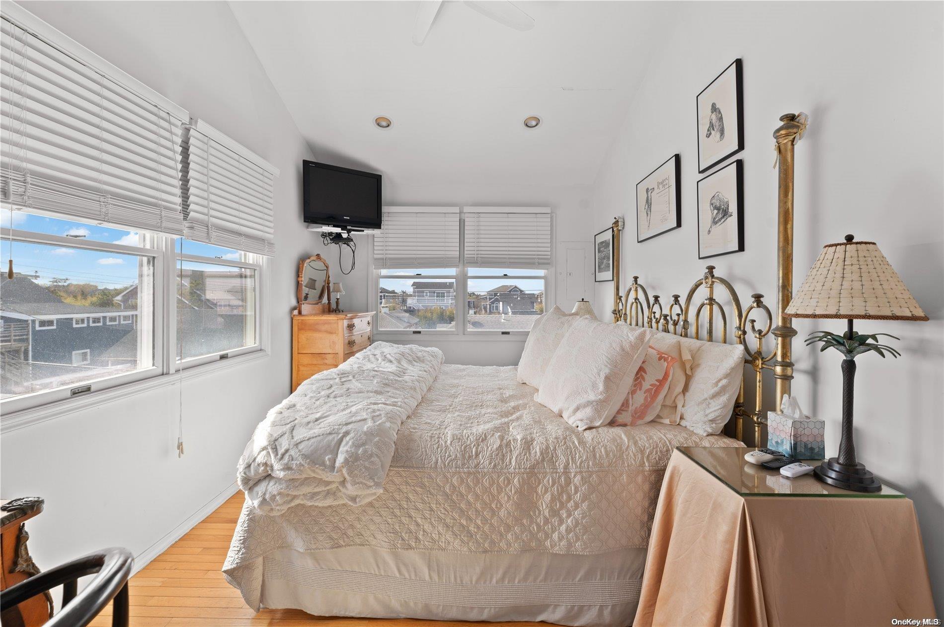 #14 photo, 653 Ocean Breeze, Ocean Beach , NY 11770