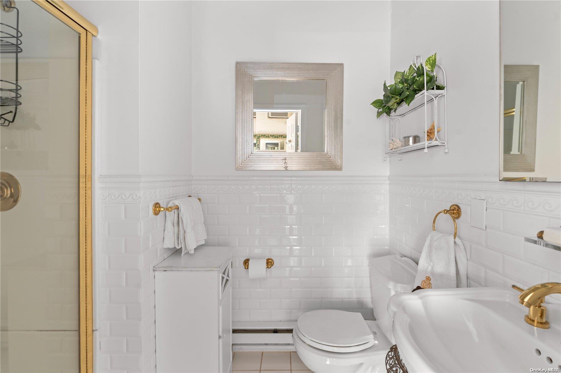 #17 photo, 653 Ocean Breeze, Ocean Beach , NY 11770