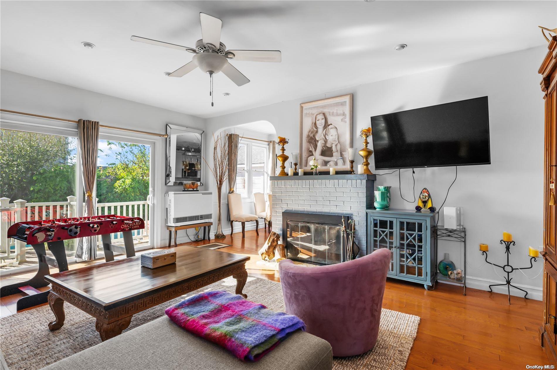 #7 photo, 653 Ocean Breeze, Ocean Beach , NY 11770