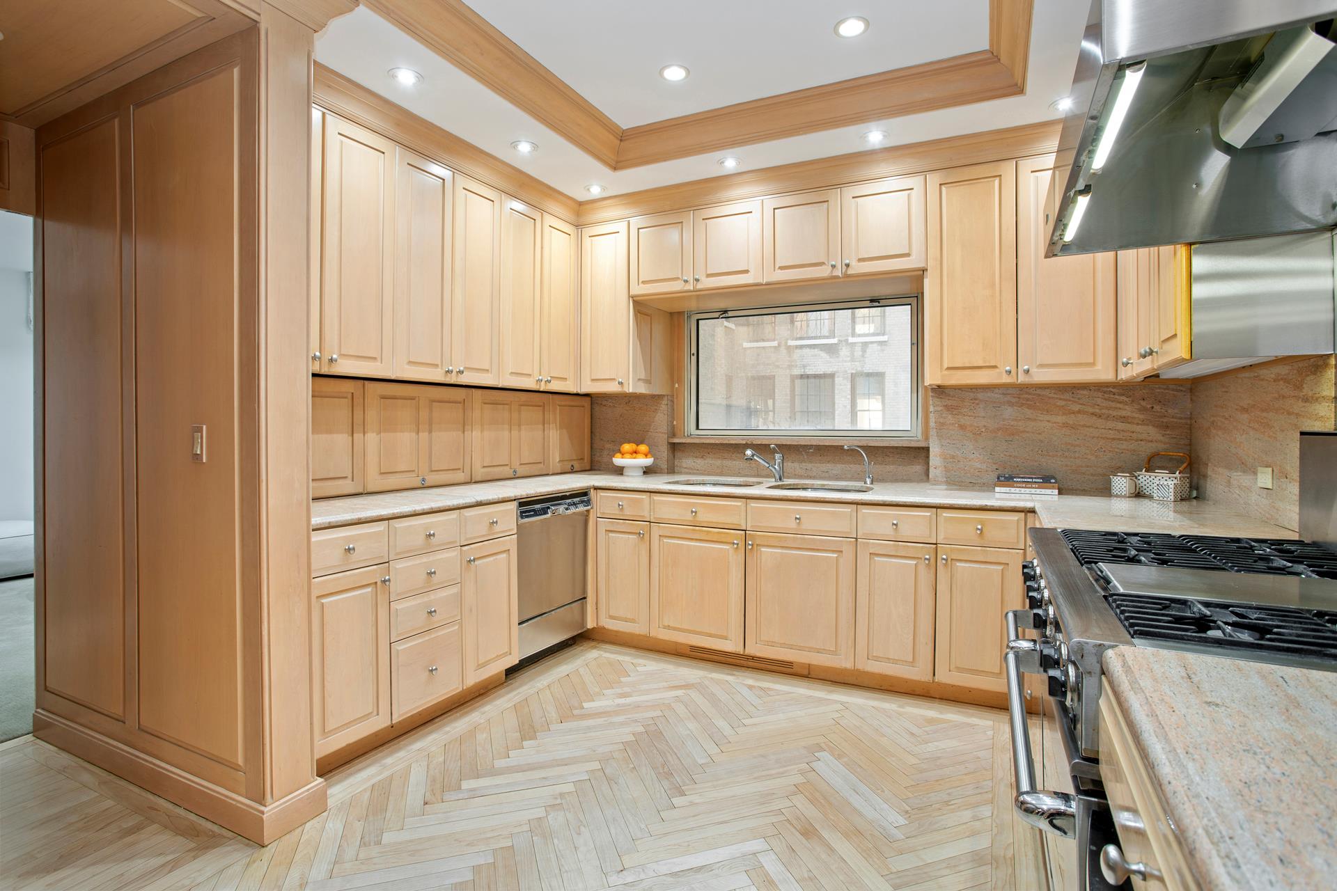 #8 photo, 120 E END Avenue, マンハッタン Yorkville , NY 10028