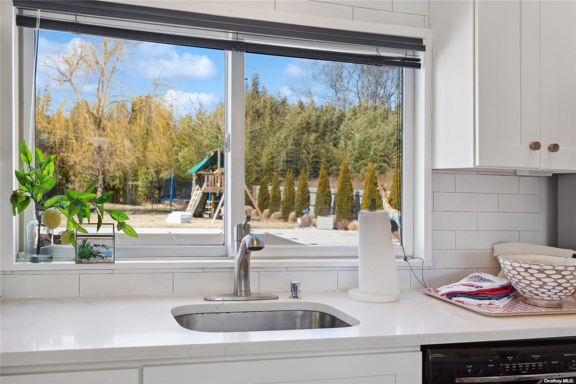 #13 photo, 66 Library Avenue, サフォーク郡 Westhampton Beach , NY 11978