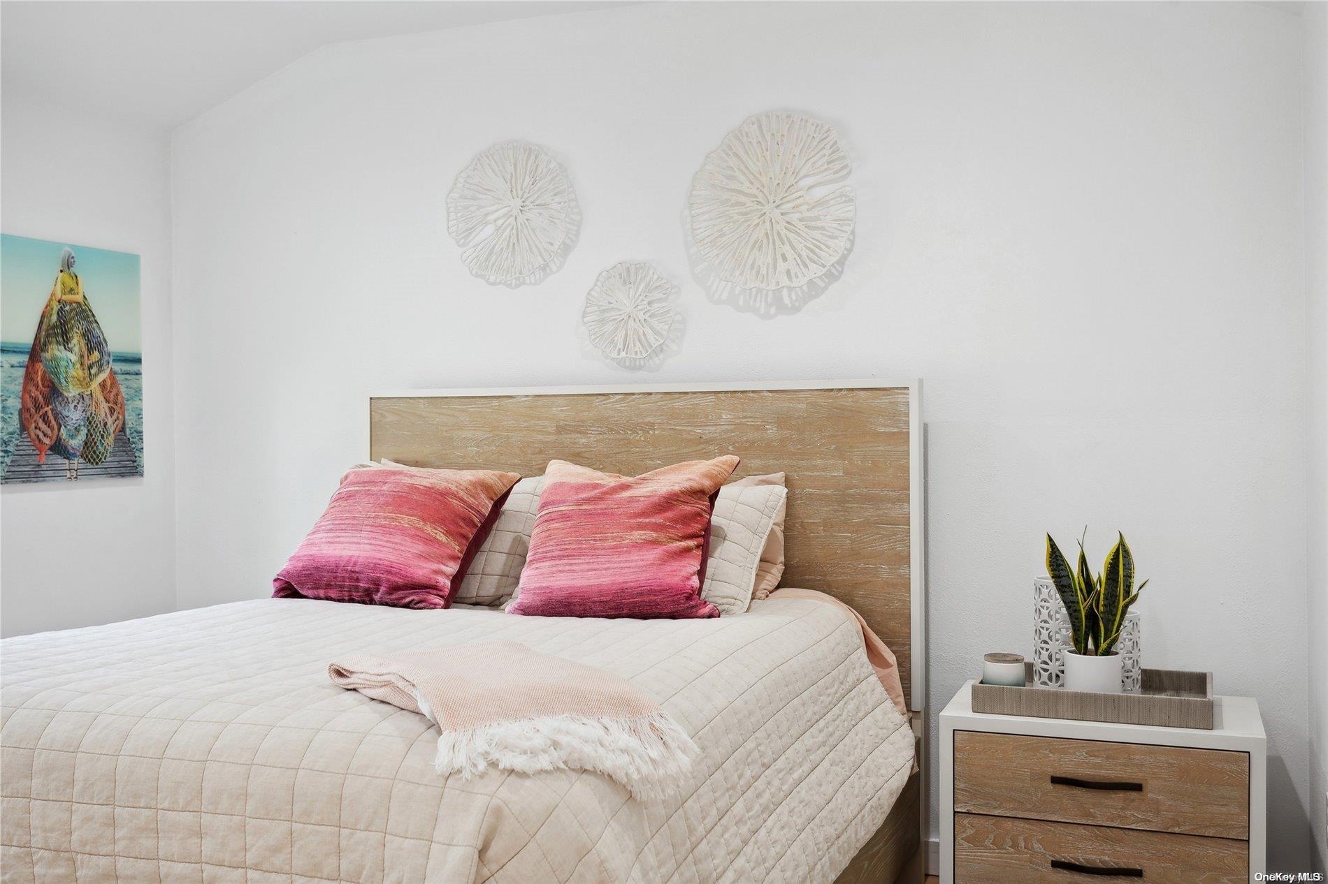 #20 photo, 66 Library Avenue, サフォーク郡 Westhampton Beach , NY 11978