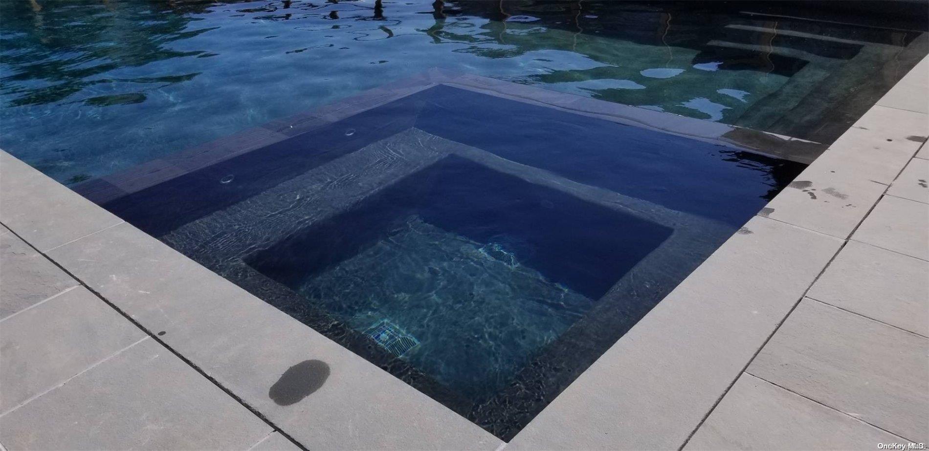 #4 photo, 560 Grandview Drive, サフォーク郡 Orient , NY 11957