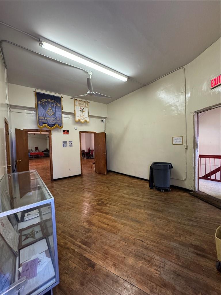 #11 photo, 1074 Hall Place, ブロンクス区 Bronx , NY 10459