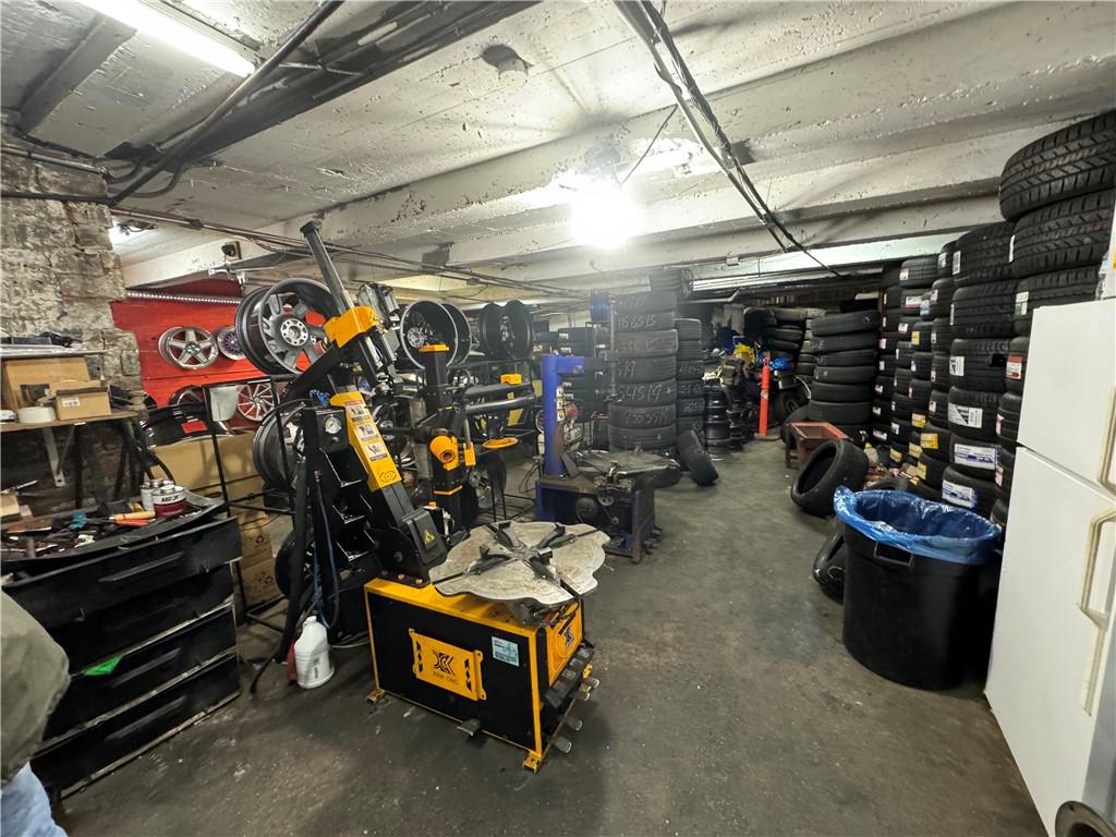 #2 photo, 1074 Hall Place, ブロンクス区 Bronx , NY 10459