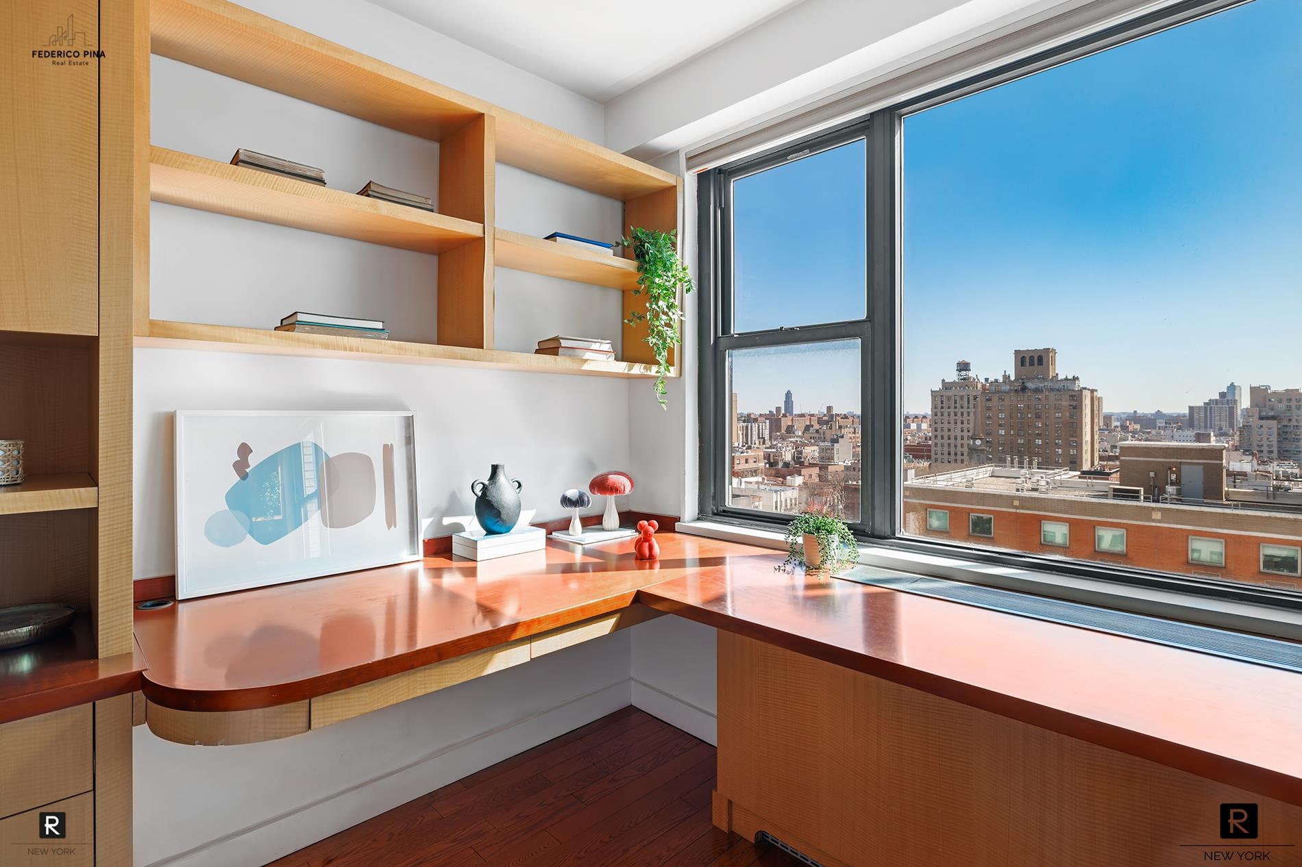 #11 photo, 115 E 9th Street, マンハッタン Greenwich Village , NY 10003