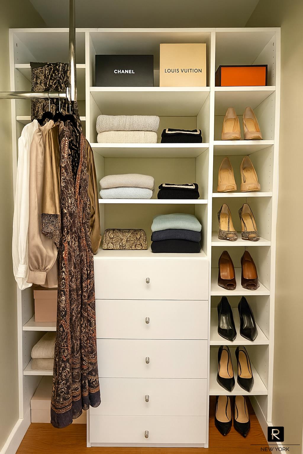 #9 photo, 115 E 9th Street, マンハッタン Greenwich Village , NY 10003