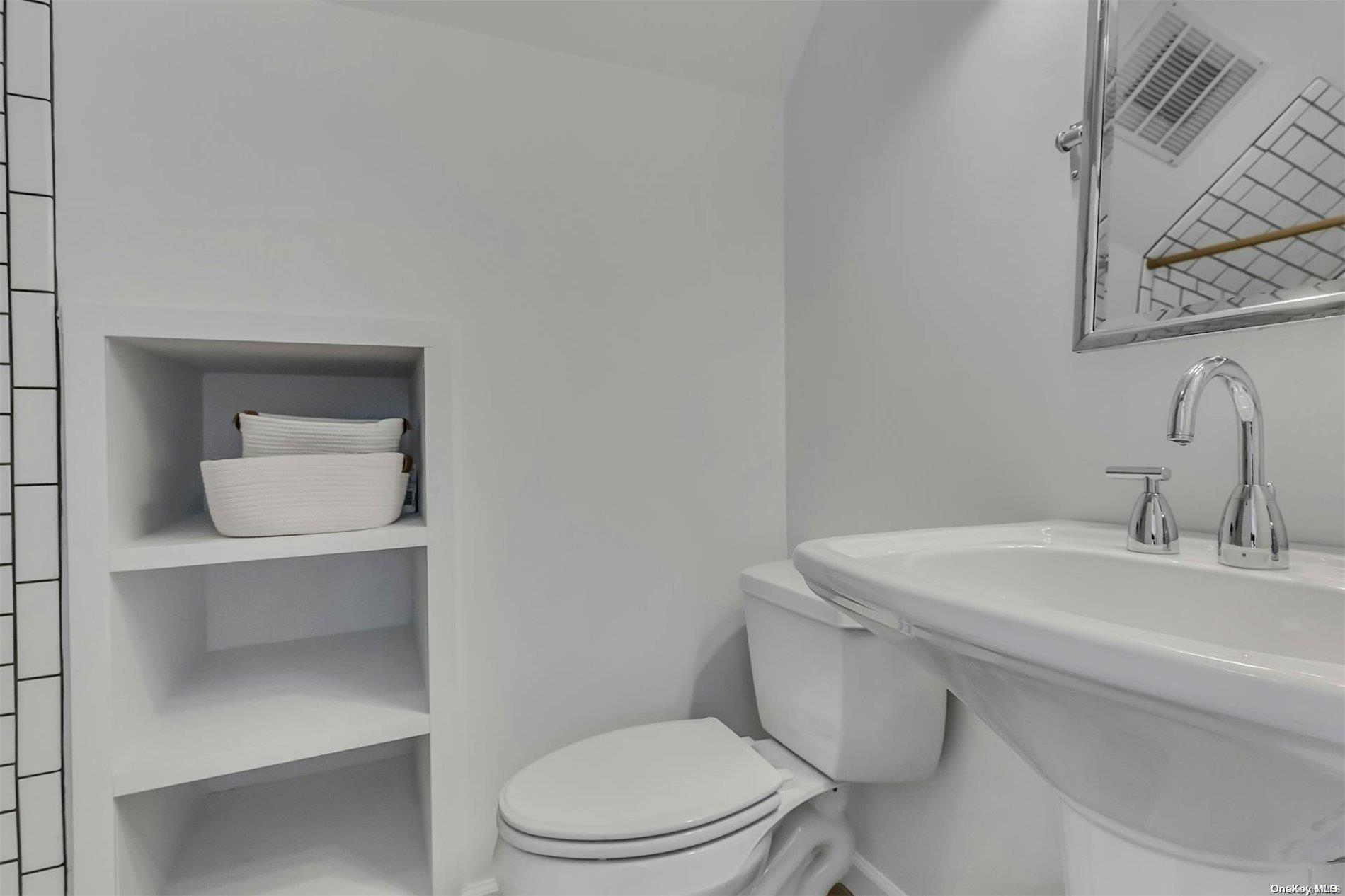 #20 photo, 6 Nidzyn Avenue, サフォーク郡 Remsenburg , NY 11960