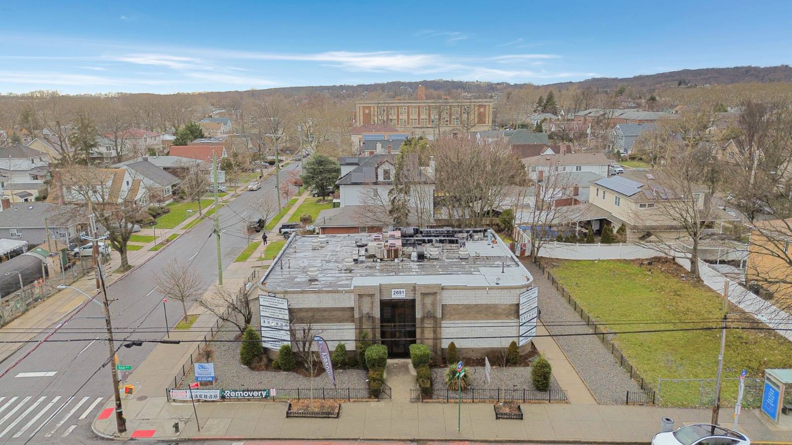 #4 photo, 2691 Hylan Blvd, Staten Island , NY 10306