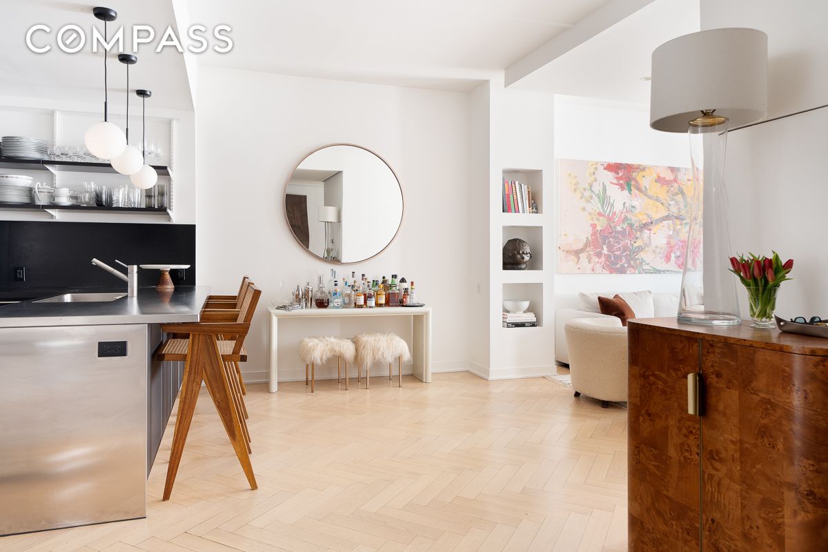 #1 photo, 330 Spring Street, Hudson Square , NY 10013