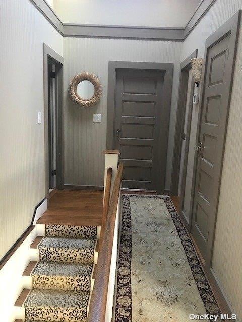 #5 photo, 16 Crescent, Seaview , NY 11770