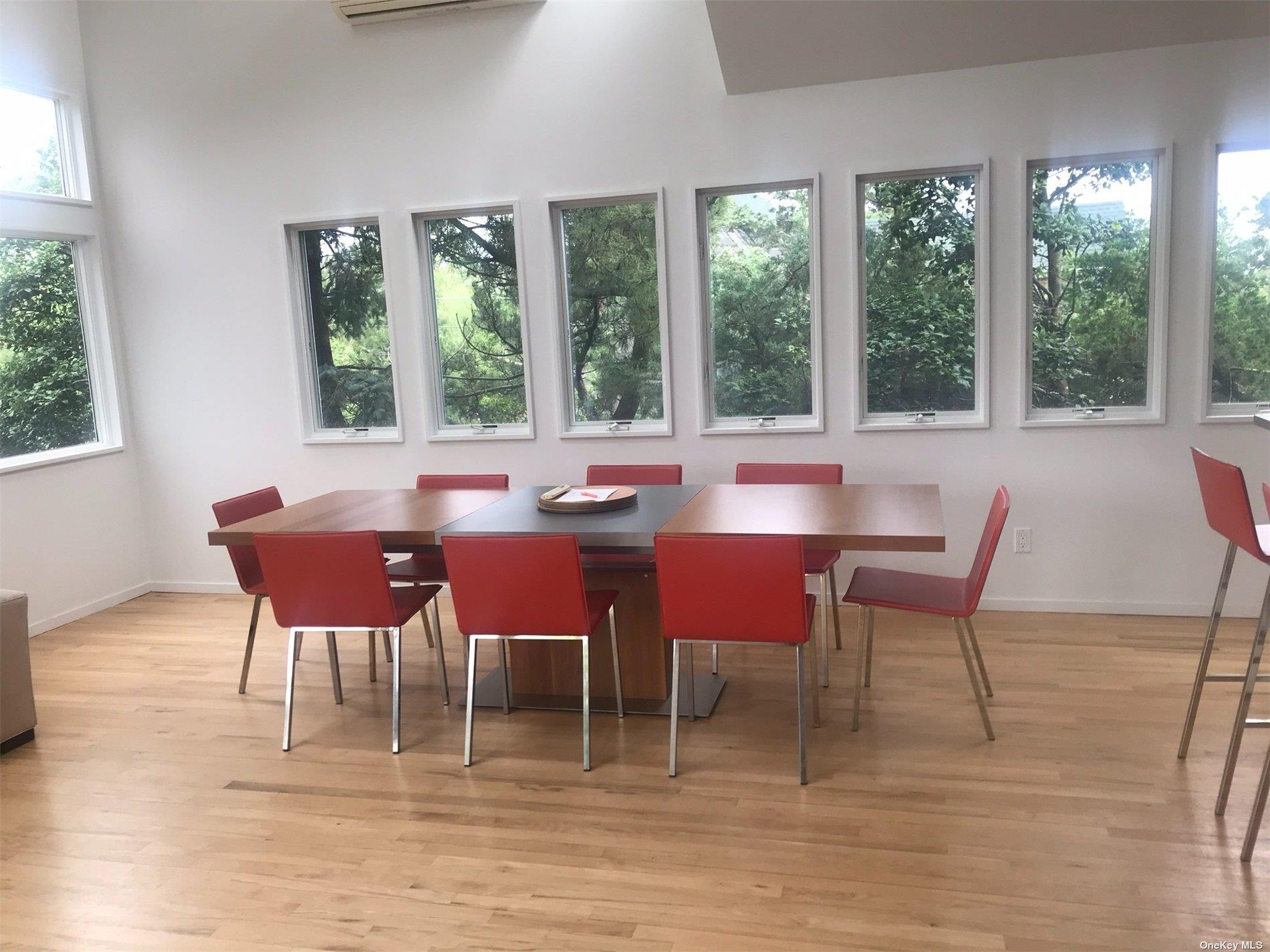 #9 photo, 42 Evergreen, Seaview , NY 11770