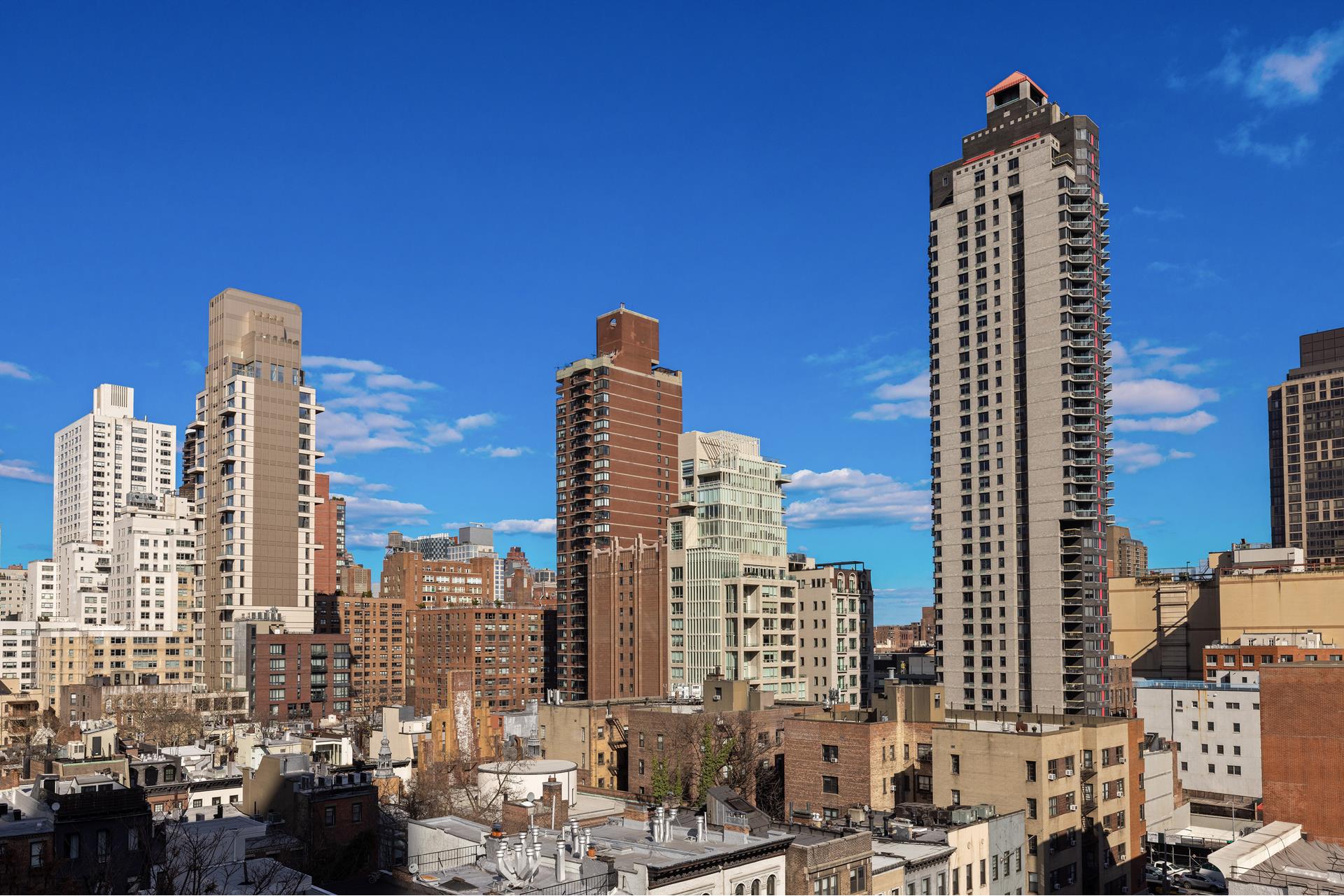 #1 photo, 220 East 60th Street 12H, Lenox Hill , NY 10022