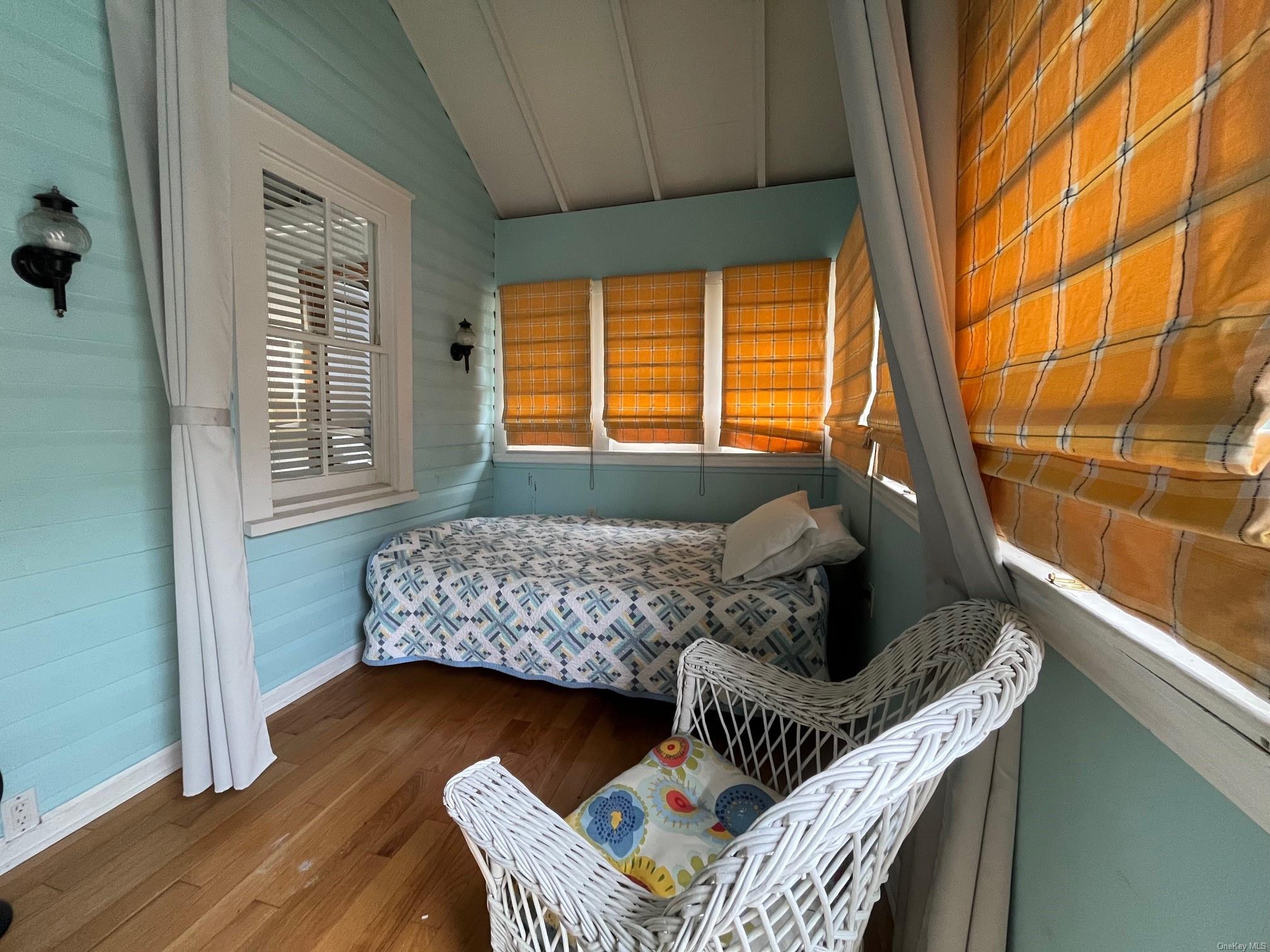 #12 photo, 896 Evergreen, Ocean Beach , NY 11770