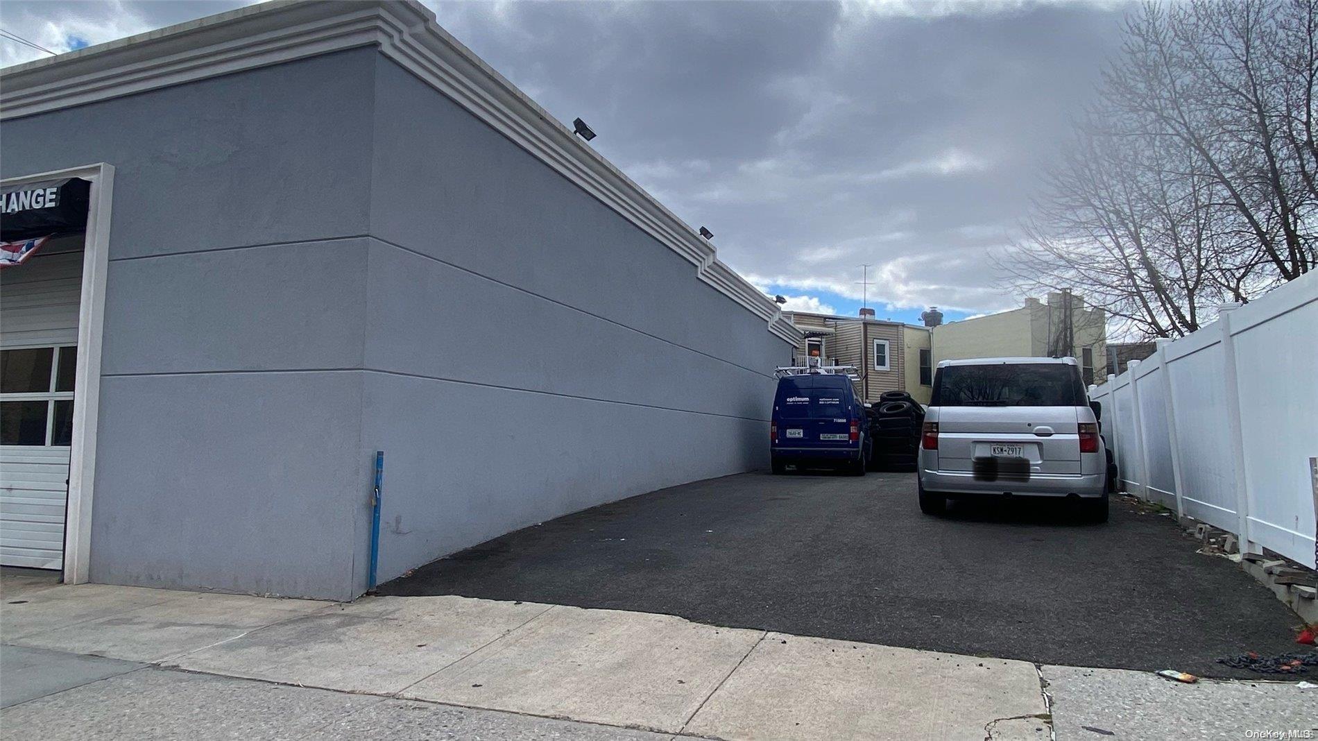 #5 photo, 9015/17/19 /25 Rockaway Boulevard, クイーンズ区 Jamaica , NY 11416