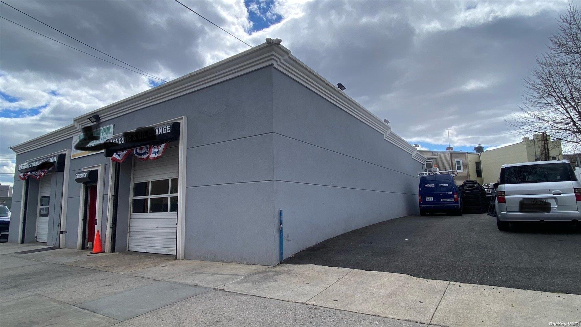 #6 photo, 9015/17/19 /25 Rockaway Boulevard, クイーンズ区 Jamaica , NY 11416