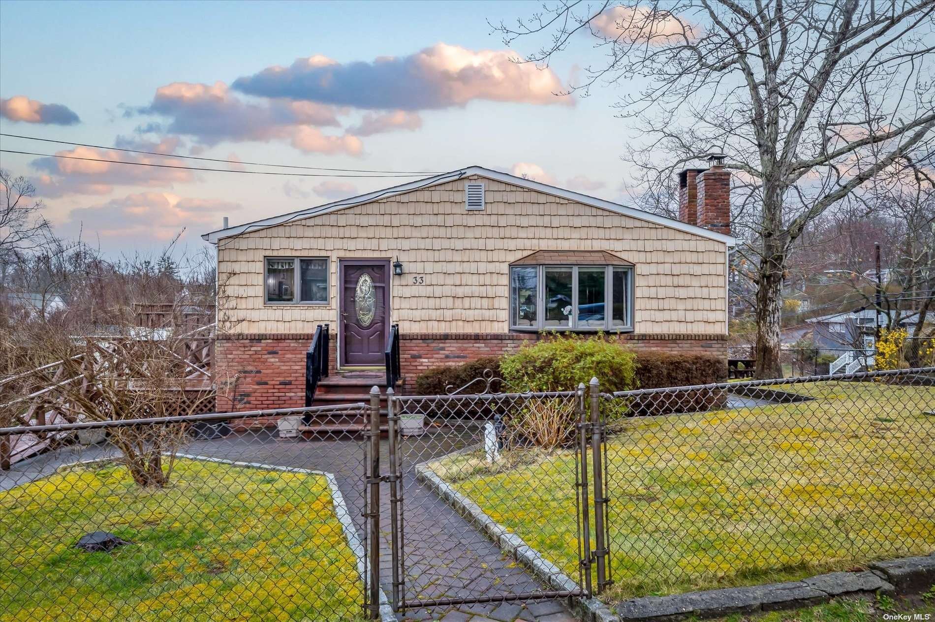 #1 photo, 33 Somerset Road, Rocky Point , NY 11778