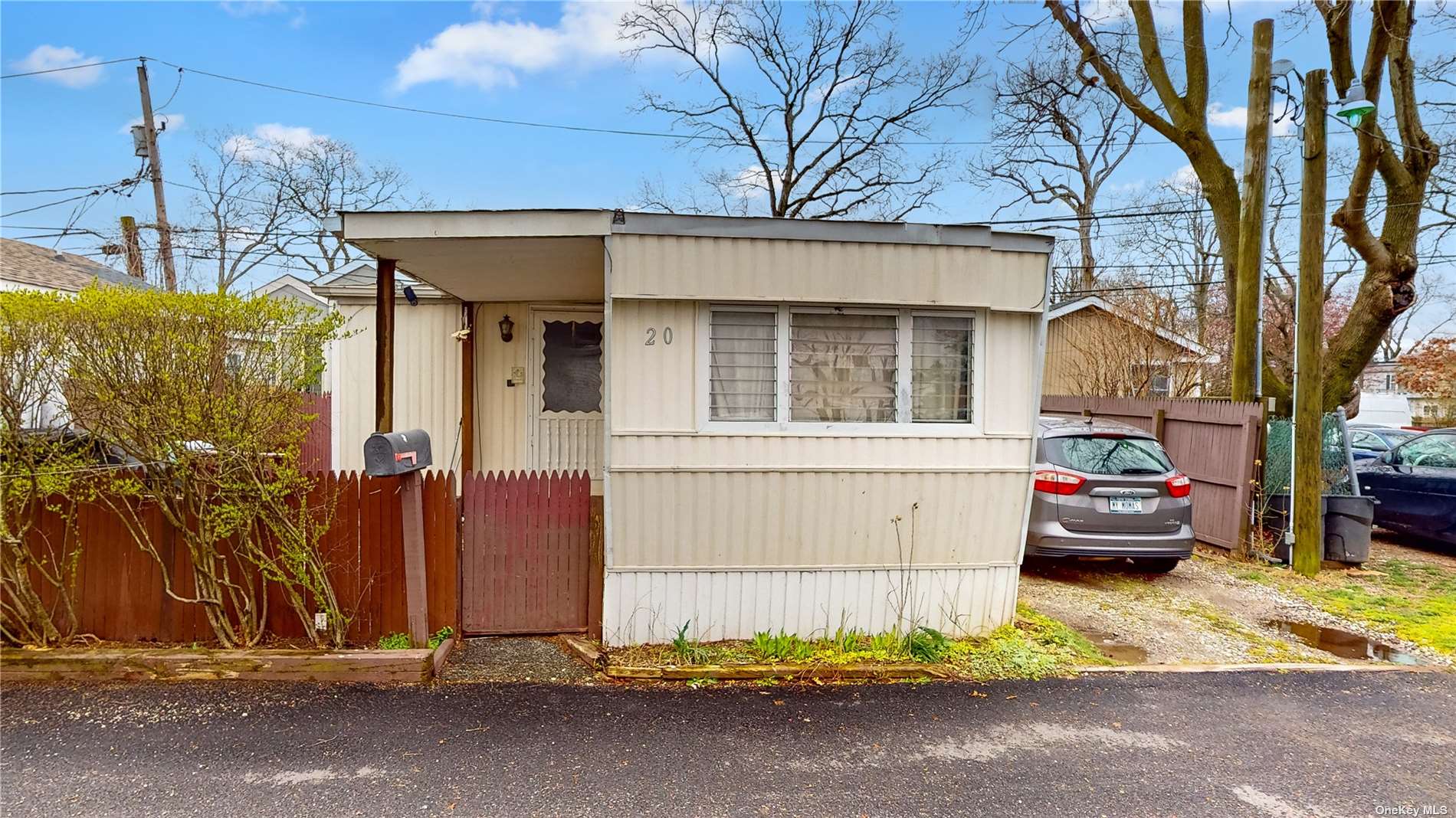 #1 photo, 20 Cedar Avenue, Bay Shore , NY 11706