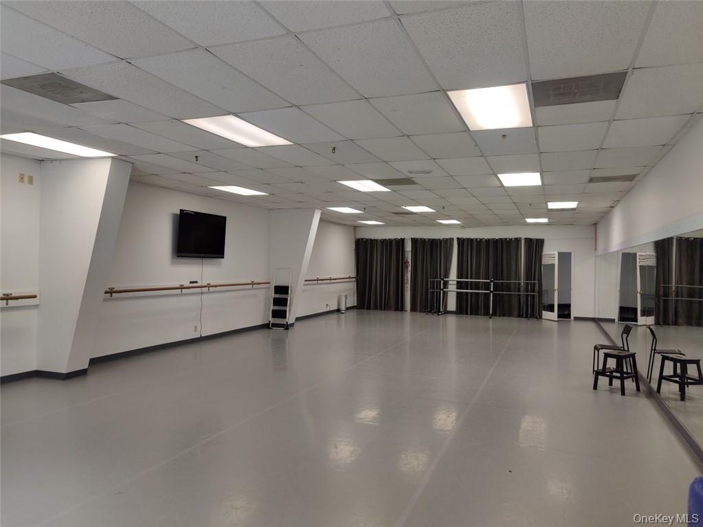 #5 photo, 7578 N Broadway, Red Hook , NY 12571