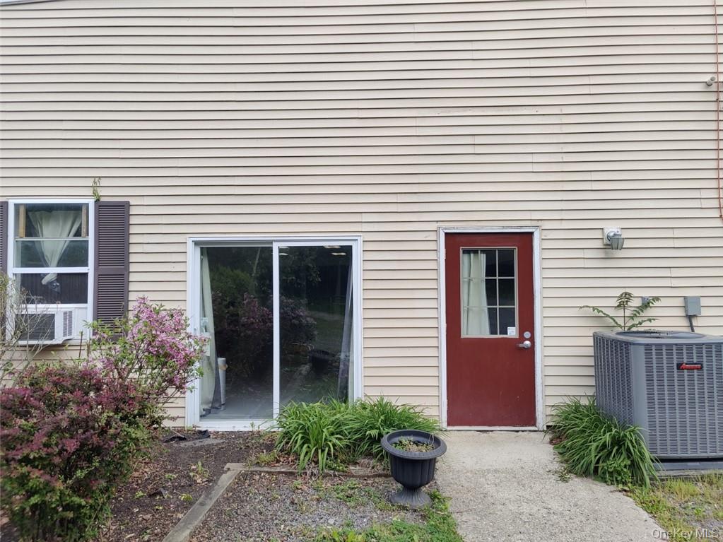 #7 photo, 7578 N Broadway, Red Hook , NY 12571