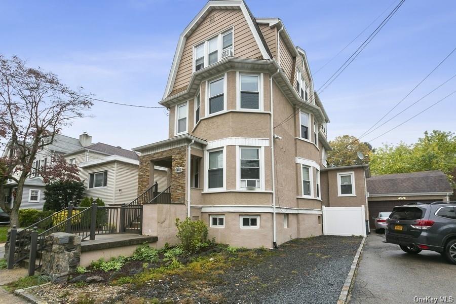 #2 photo, 48 Parkway Road, ブロンクス区 Bronxville , NY 10708