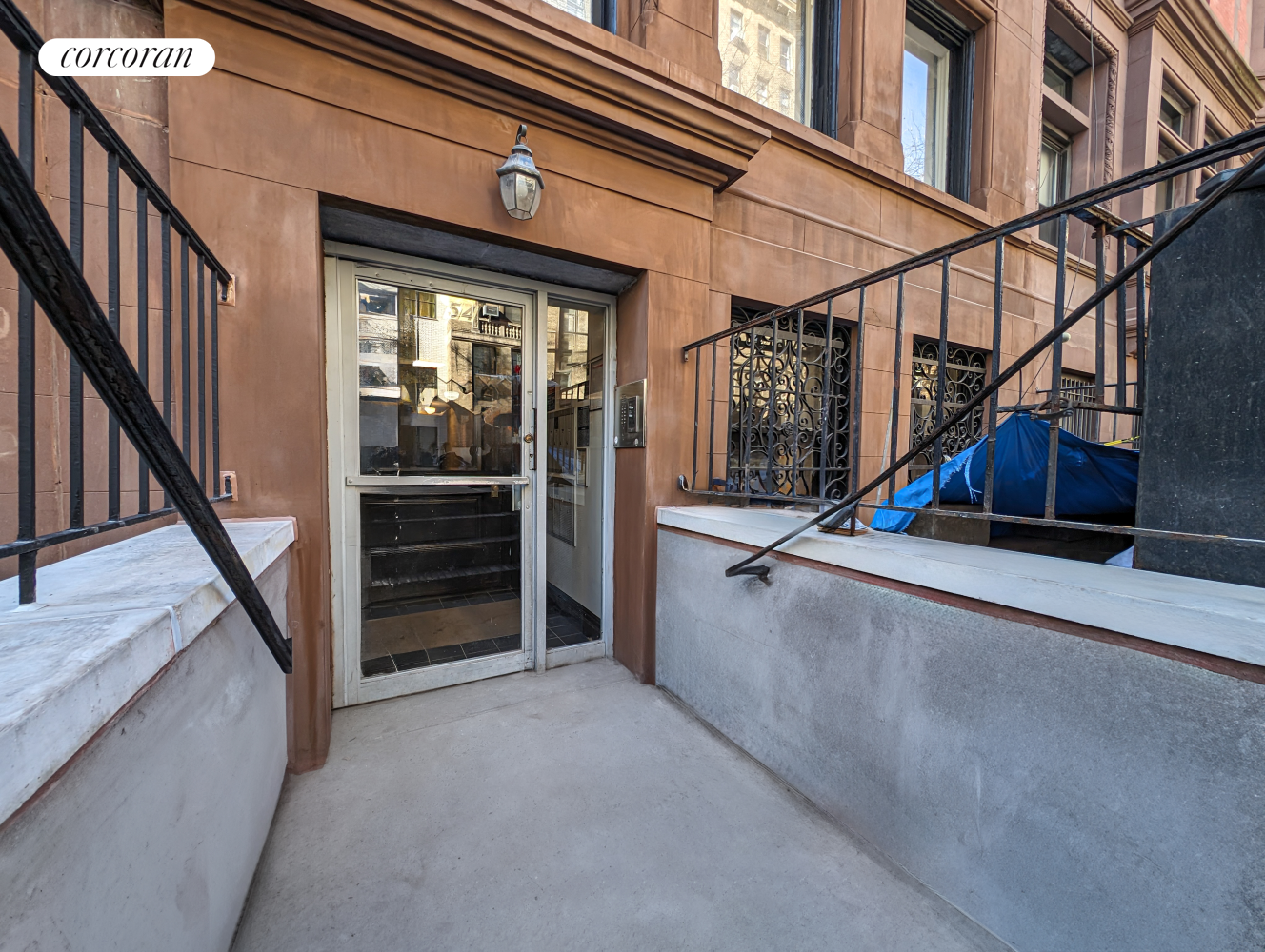 #6 photo, 54 W 71ST Street, Lincoln Square , NY 10023