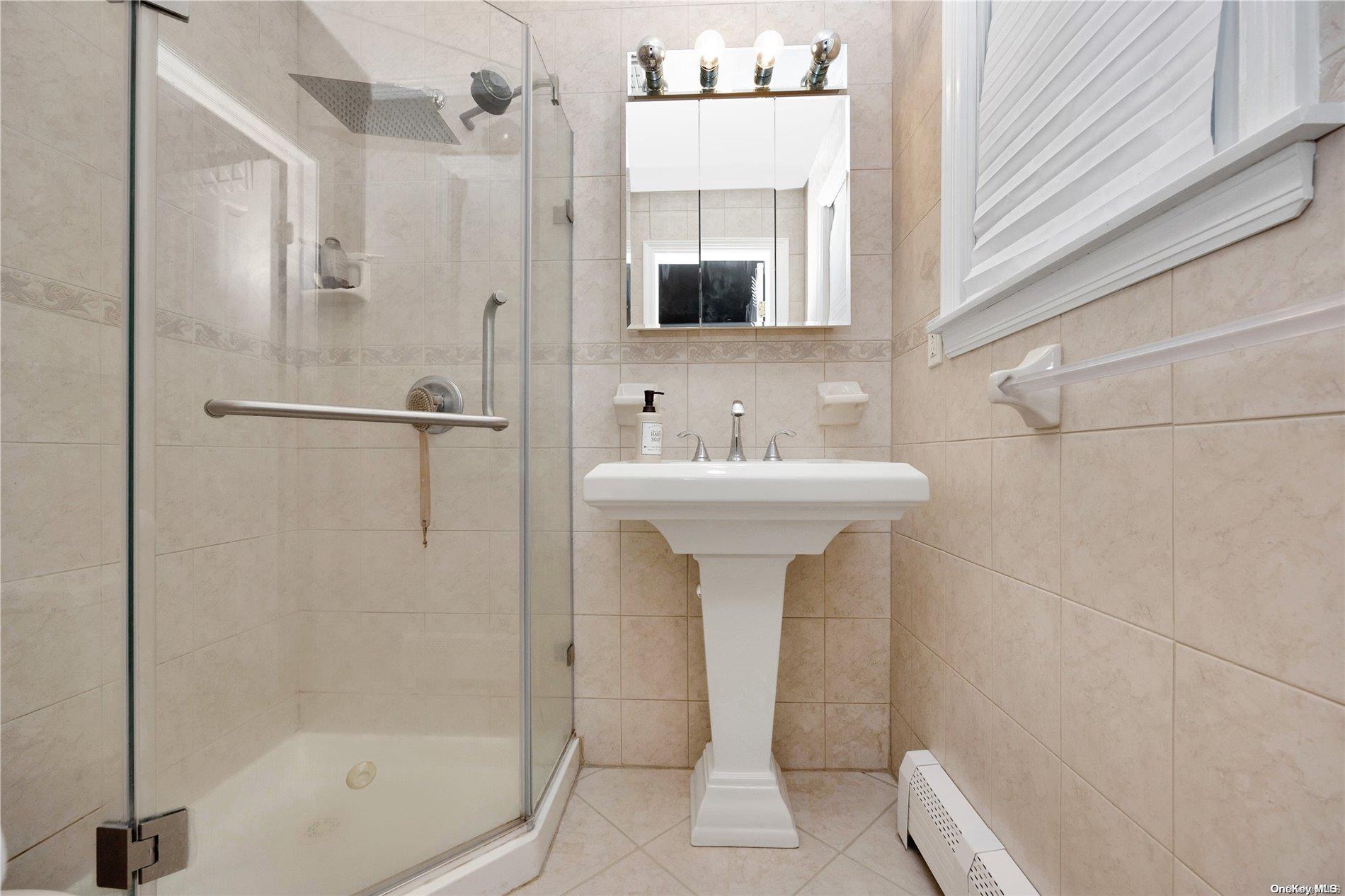 #14 photo, 245 W Chester Street, ナッソー郡 Long Beach , NY 11561