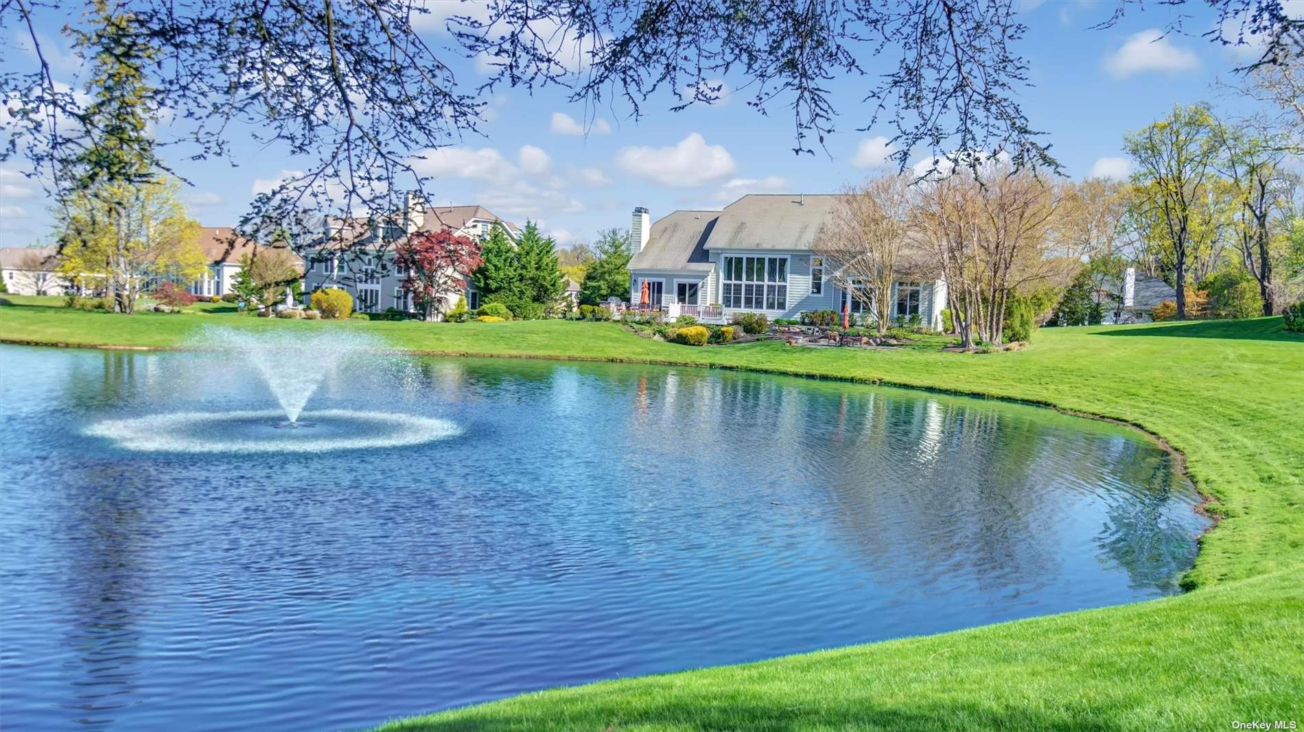2,200,000 17 Pembroke Drive, Glen Cove , NY 11542 MLS 3543490