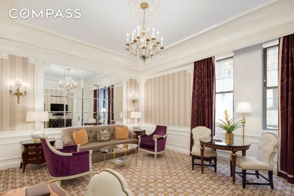 #3 photo, 2 E 55th Street, Midtown East , NY 10022