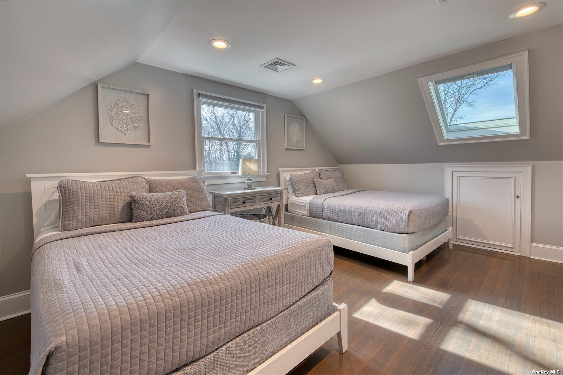 #13 photo, 4 Landing Lane, サフォーク郡 East Quogue , NY 11942