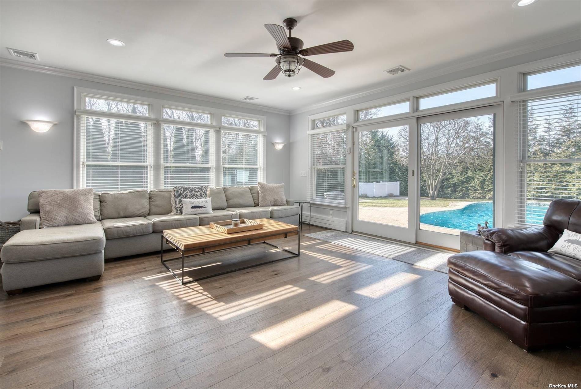 #4 photo, 4 Landing Lane, サフォーク郡 East Quogue , NY 11942