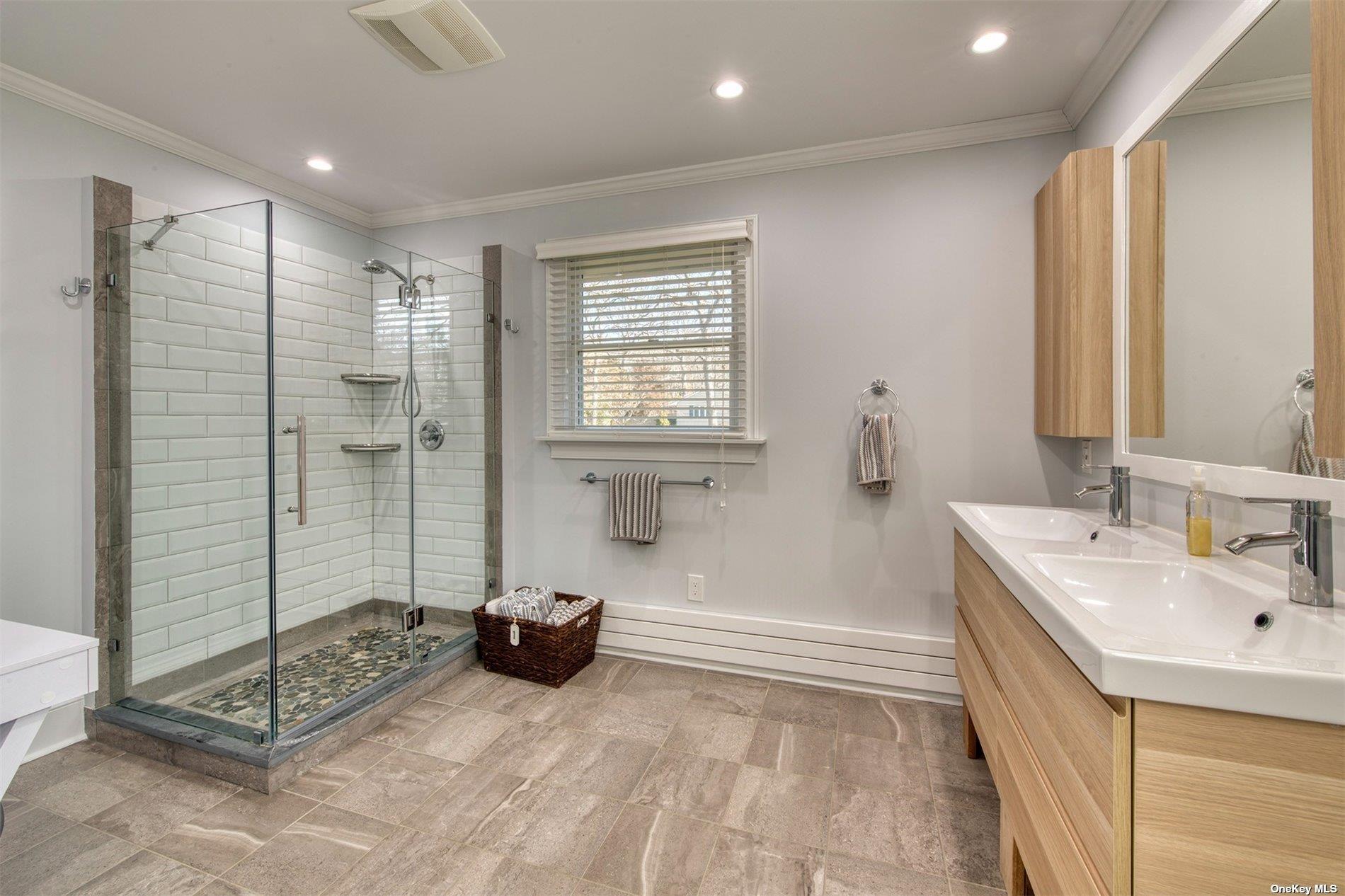 #9 photo, 4 Landing Lane, サフォーク郡 East Quogue , NY 11942