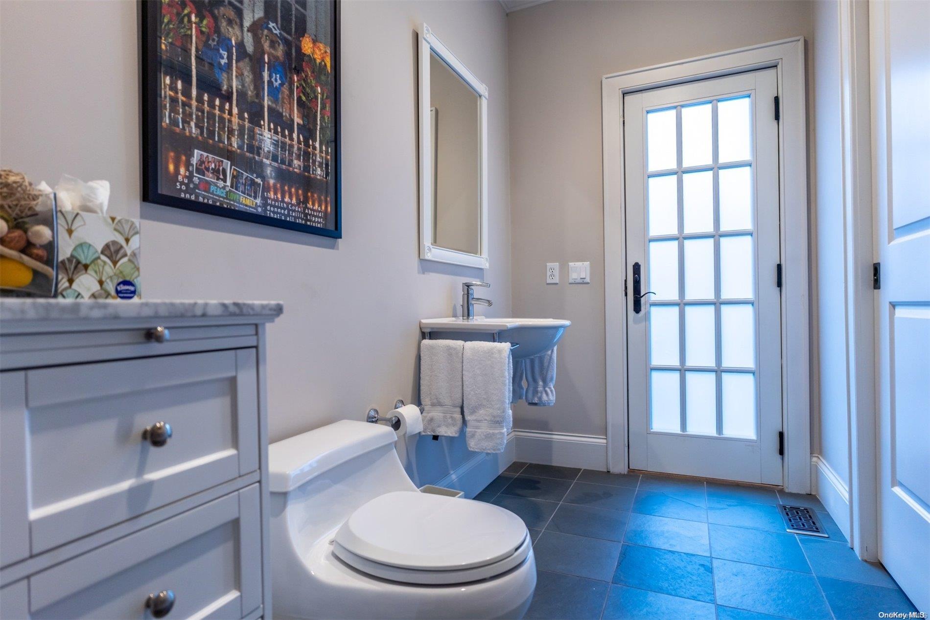 #15 photo, 11 Cowhill Lane, サフォーク郡 Wainscott , NY 11975