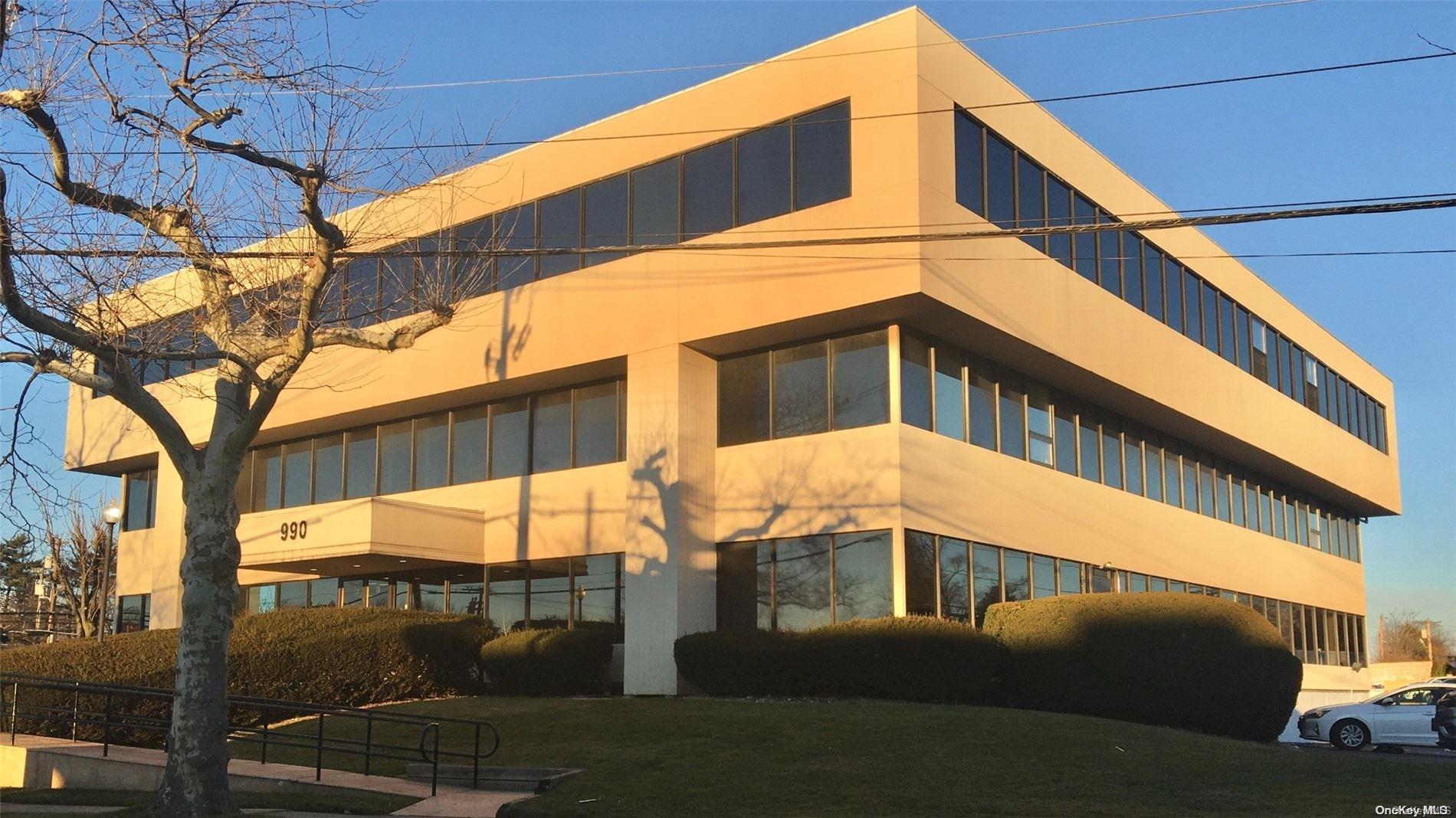 #7 photo, 990 Westbury Road, ナッソー郡 Westbury , NY 11590