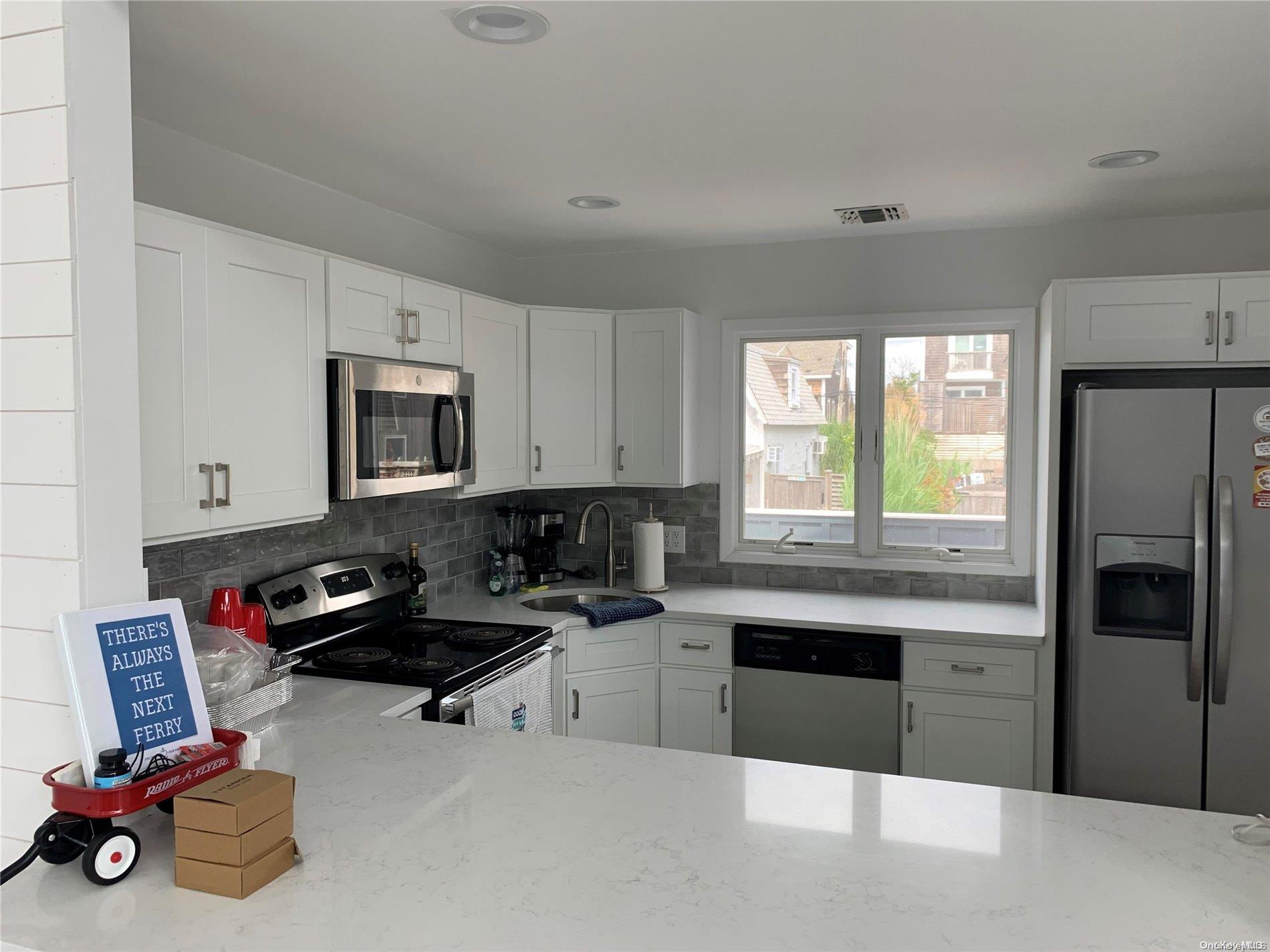 #4 photo, 187 Cottage Walk, Ocean Beach , NY 11770